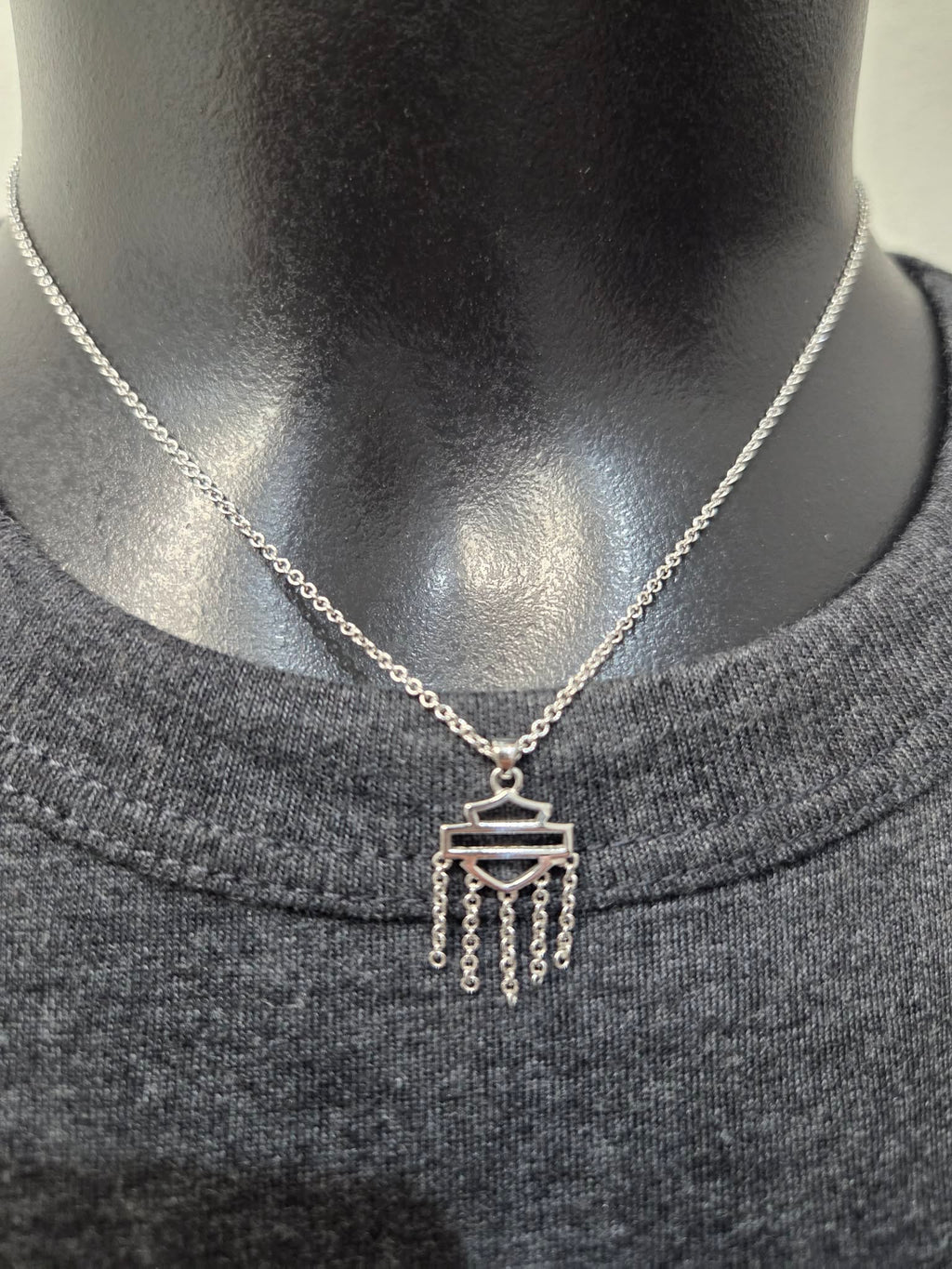Licensed Product Womens .925 Silver Outline Chain Necklace - Adjustable
