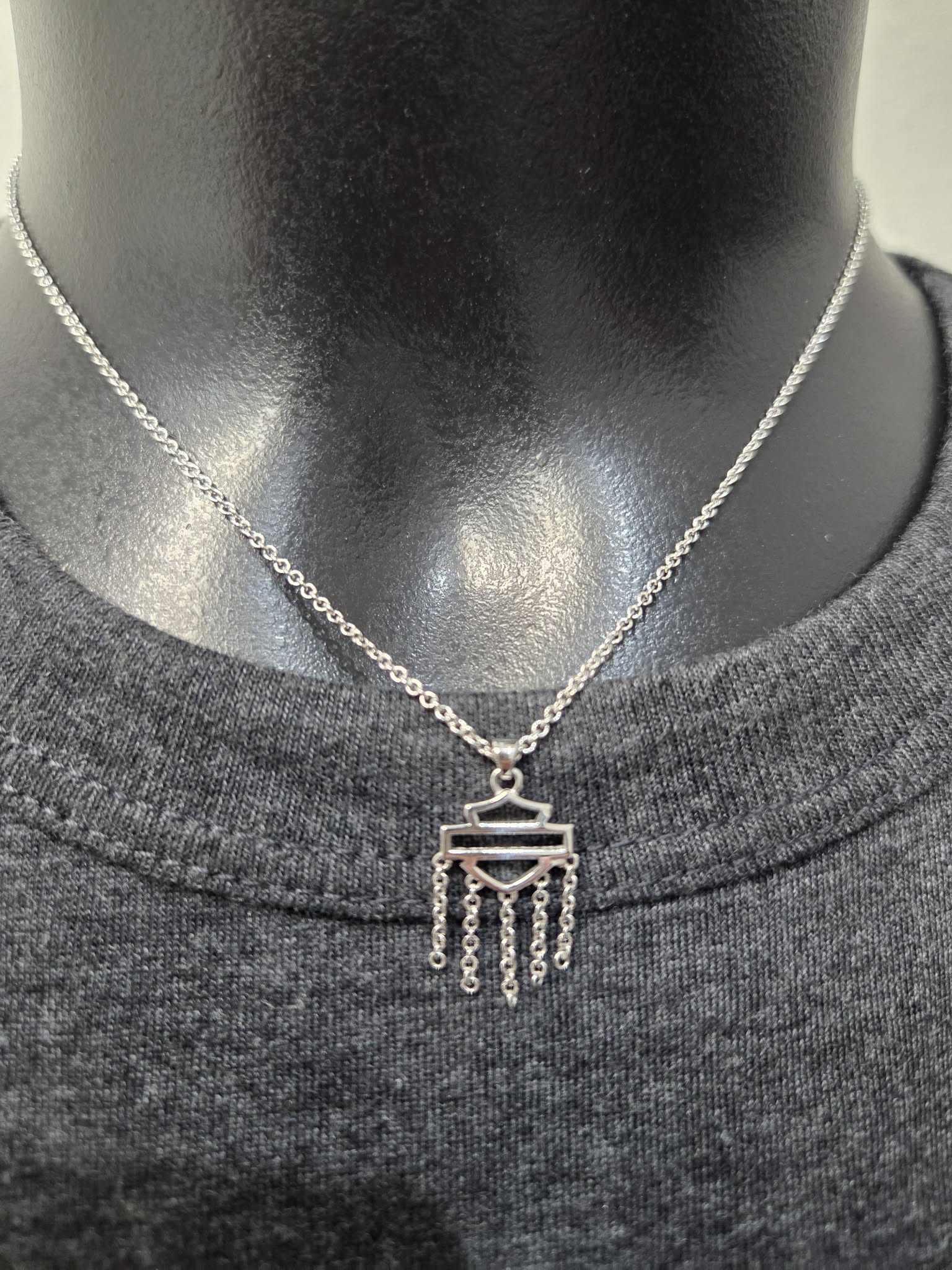 Licensed Product Womens .925 Silver Outline Chain Necklace - Adjustable