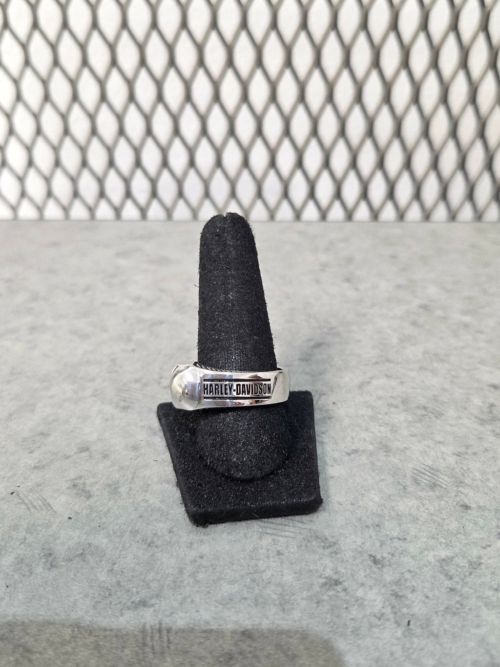 Licensed Product Mens Sterling Silver Wicked Skulls Split Ring