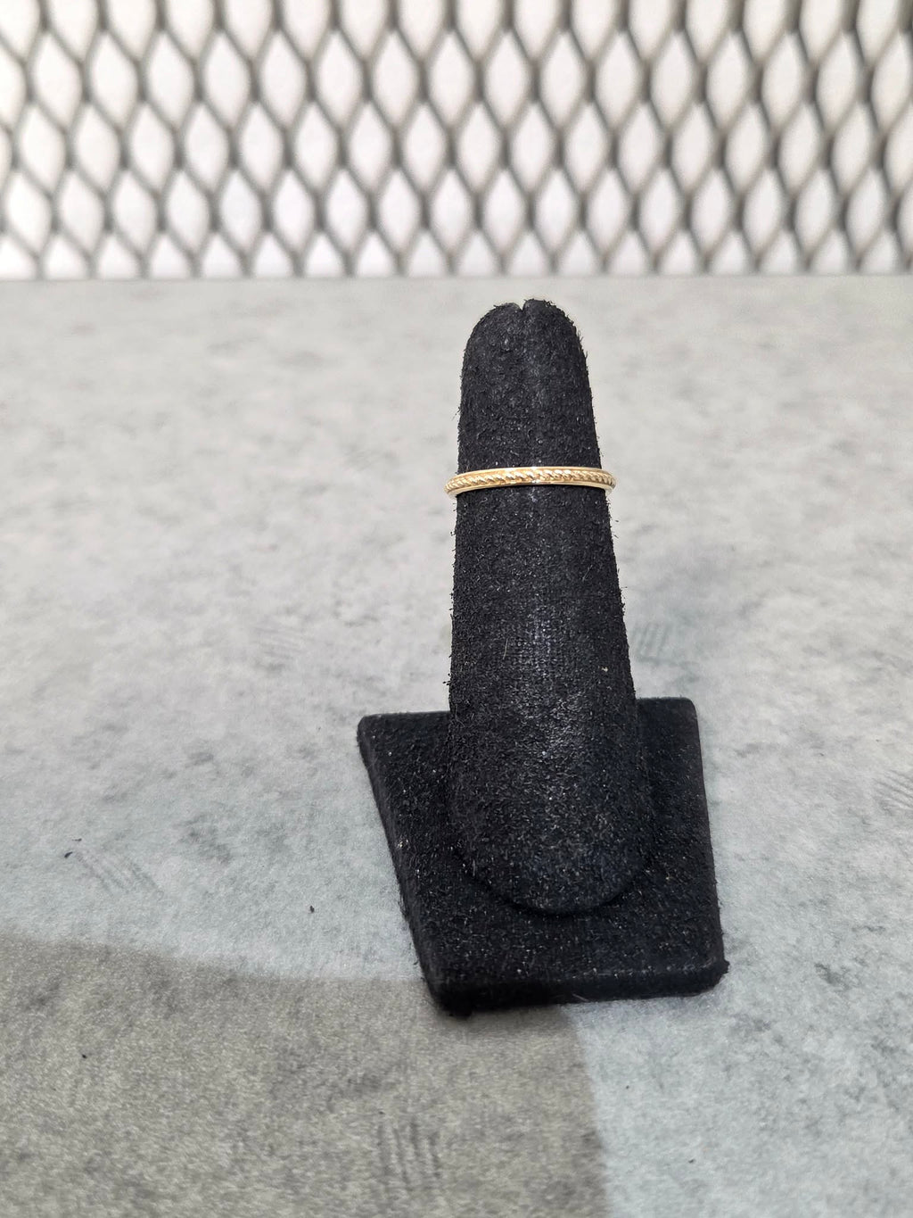Licensed Product Womens 10kt Gold Outline Ring