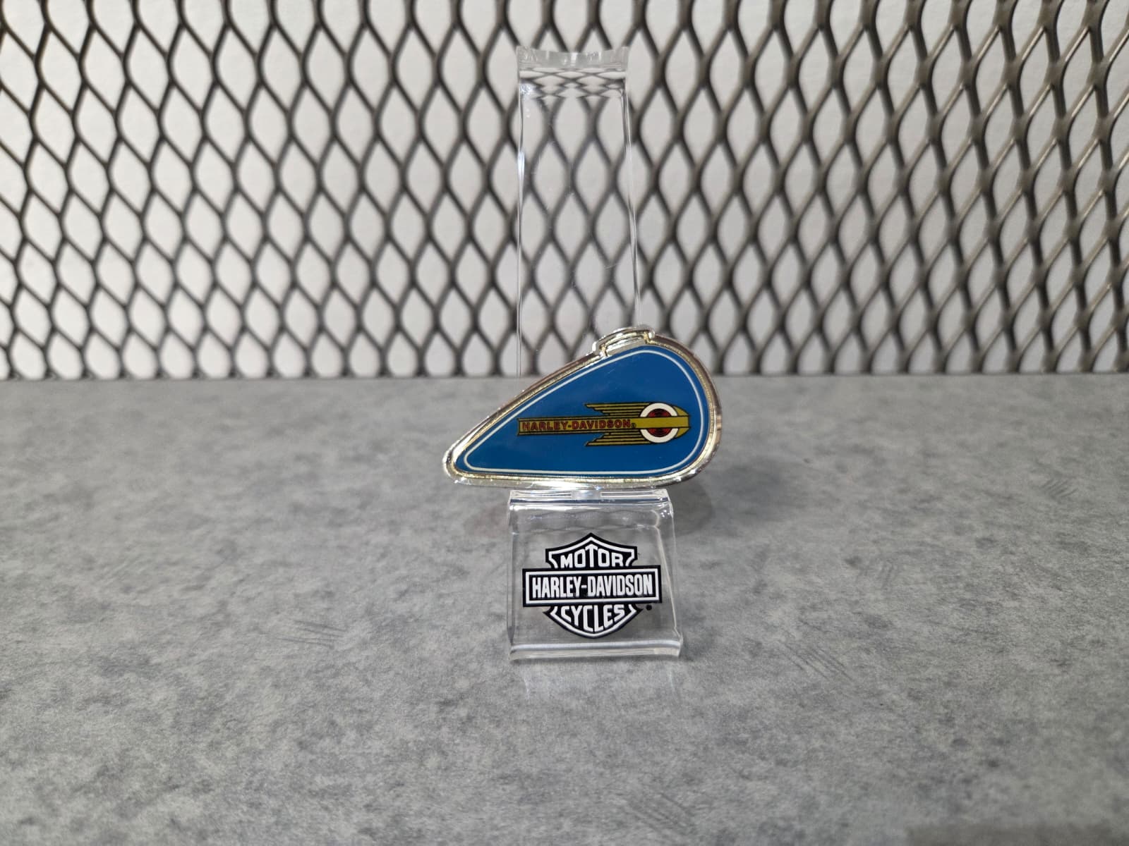 Licensed Product Mens 1936 Model EL Tank 2" Challenge Coin Main image