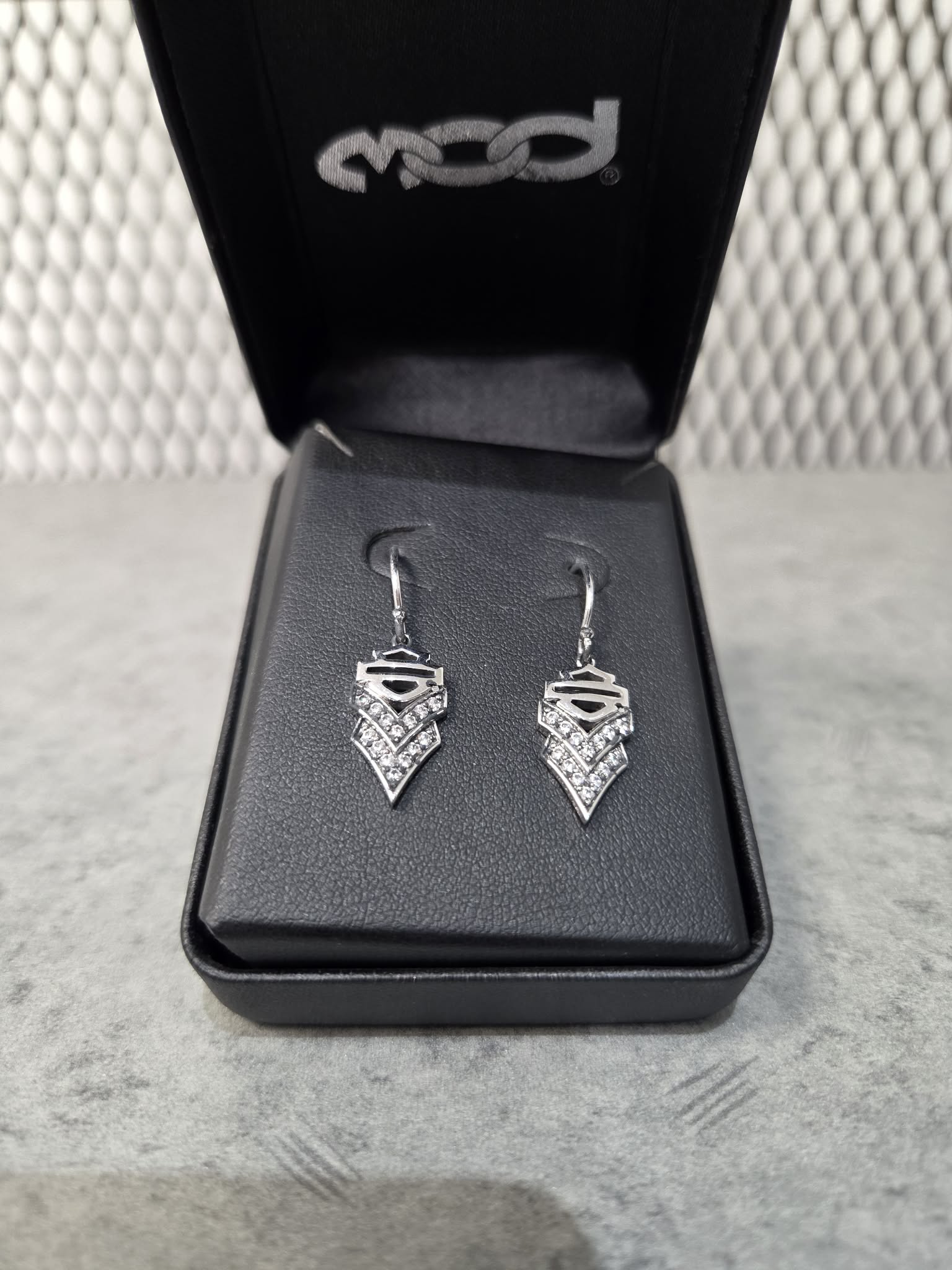 Licensed Product Womens Sterling Silver Chevron White Stone Drop Earrings