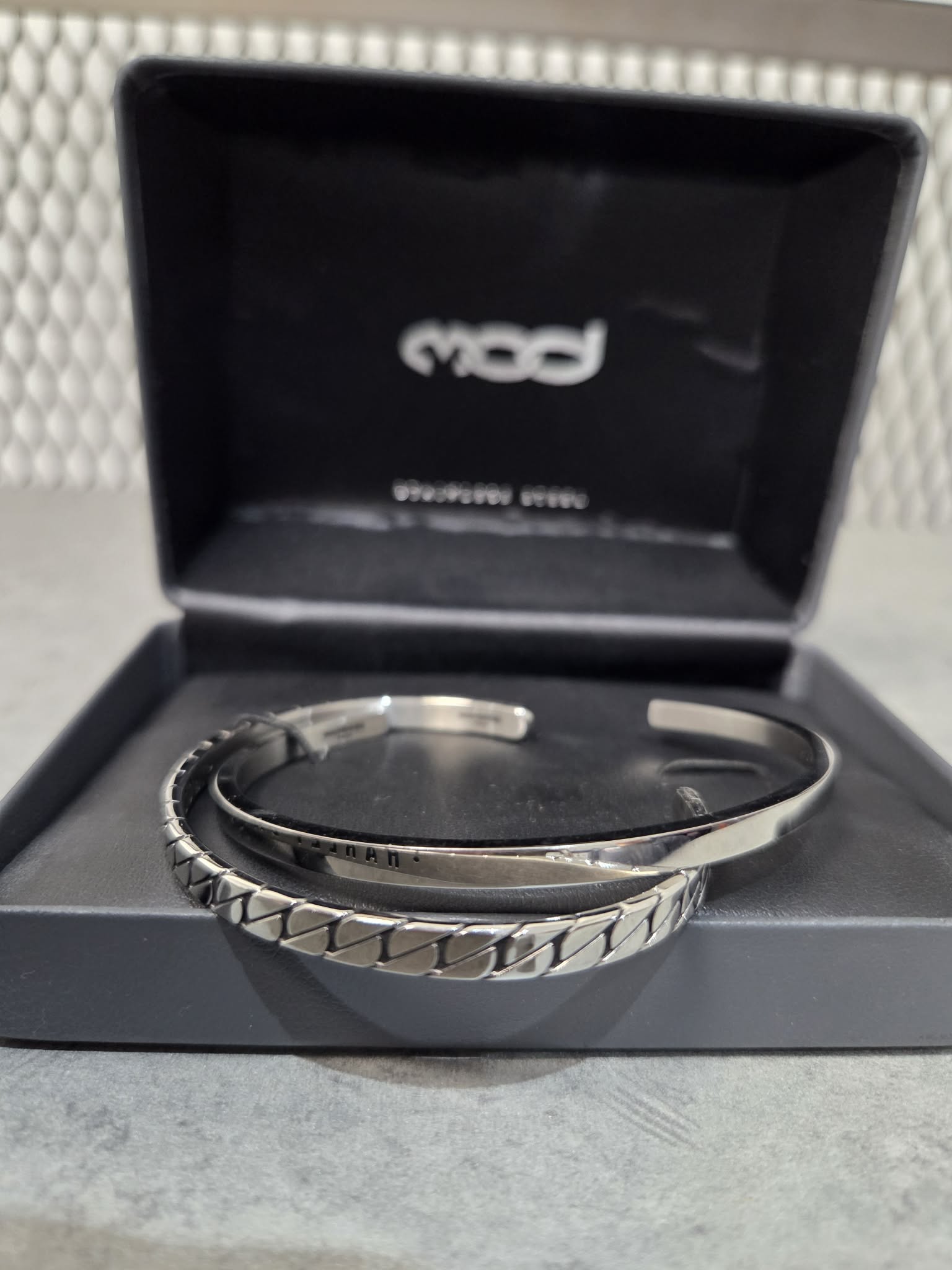 Licensed Product Womens Stainless Steel Flat Chain Double Cuff Bracelet Main image