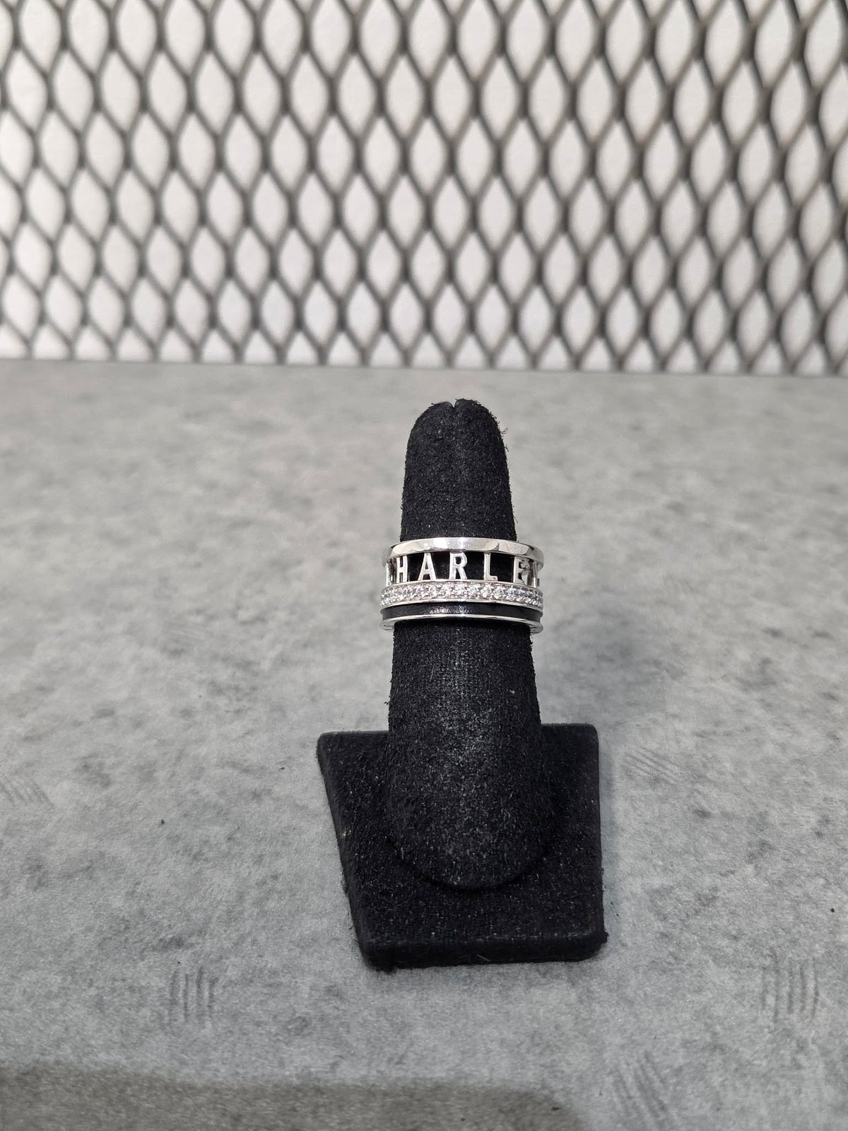 Licensed Product Revolve Signature Ring Main image