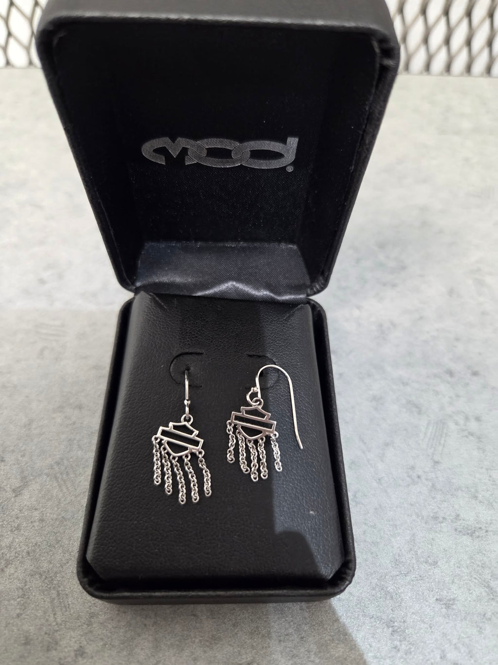 Licensed Product Womens .925 Silver Outline Chain Earrings