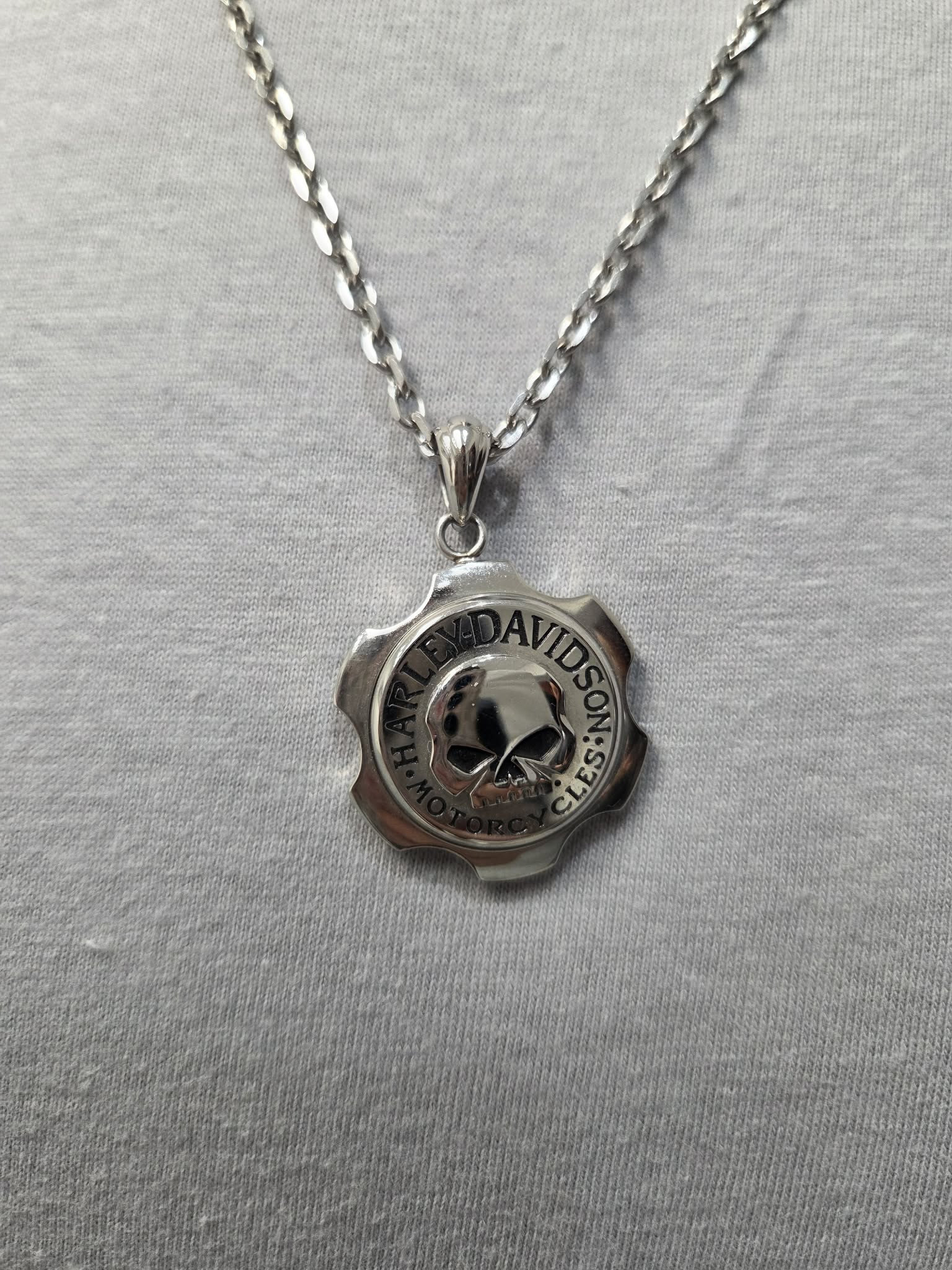 Licensed Product Mens Stainless Steel Axel Willie G Skull Necklace