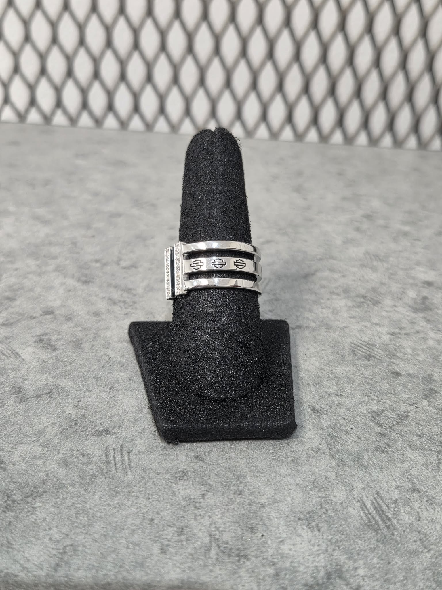 Licensed Product Womens .925 Silver Bling Split Ring