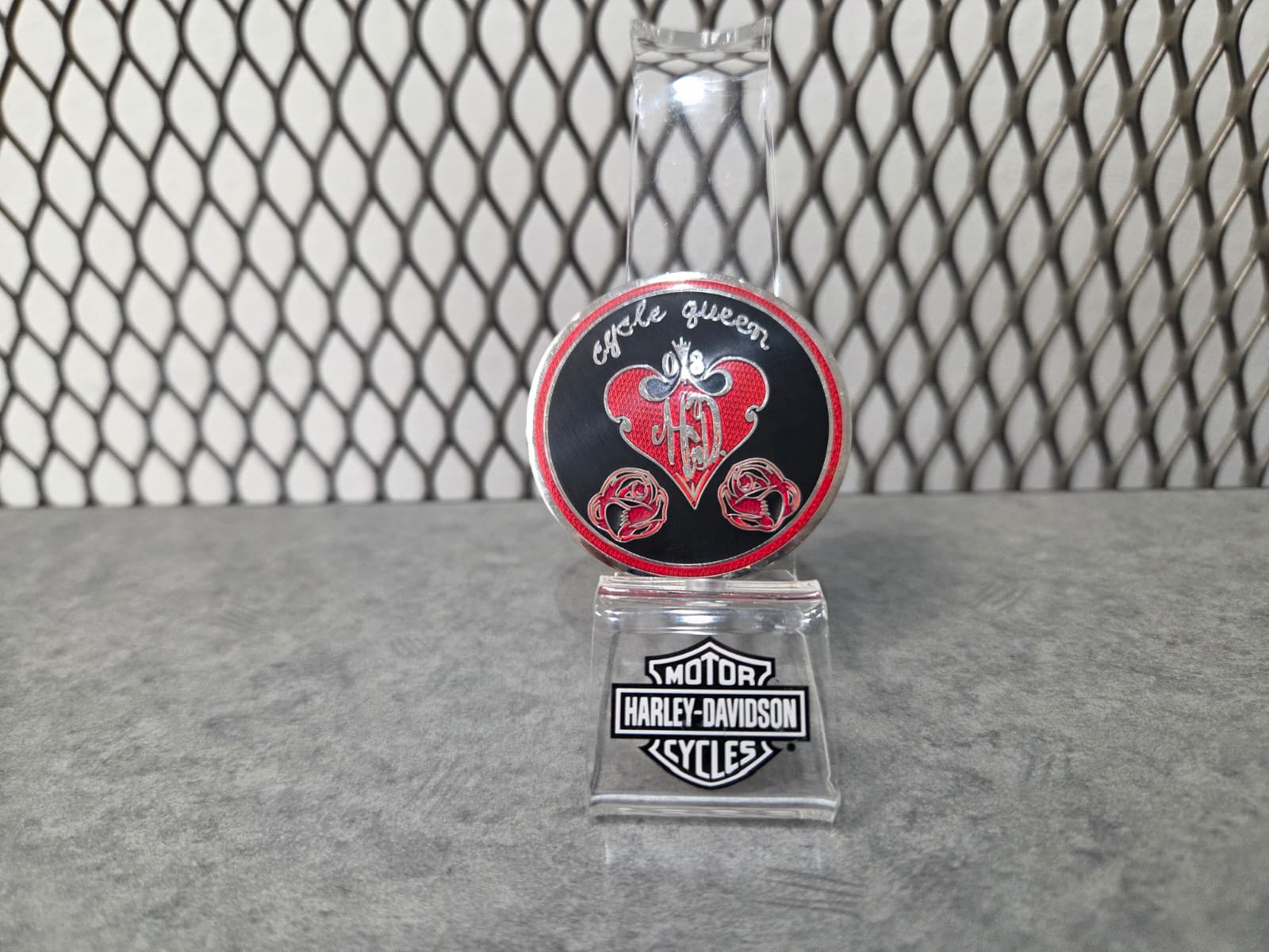 Licensed Product Heart Spade with Roses 1.75" Challenge Coin Main image