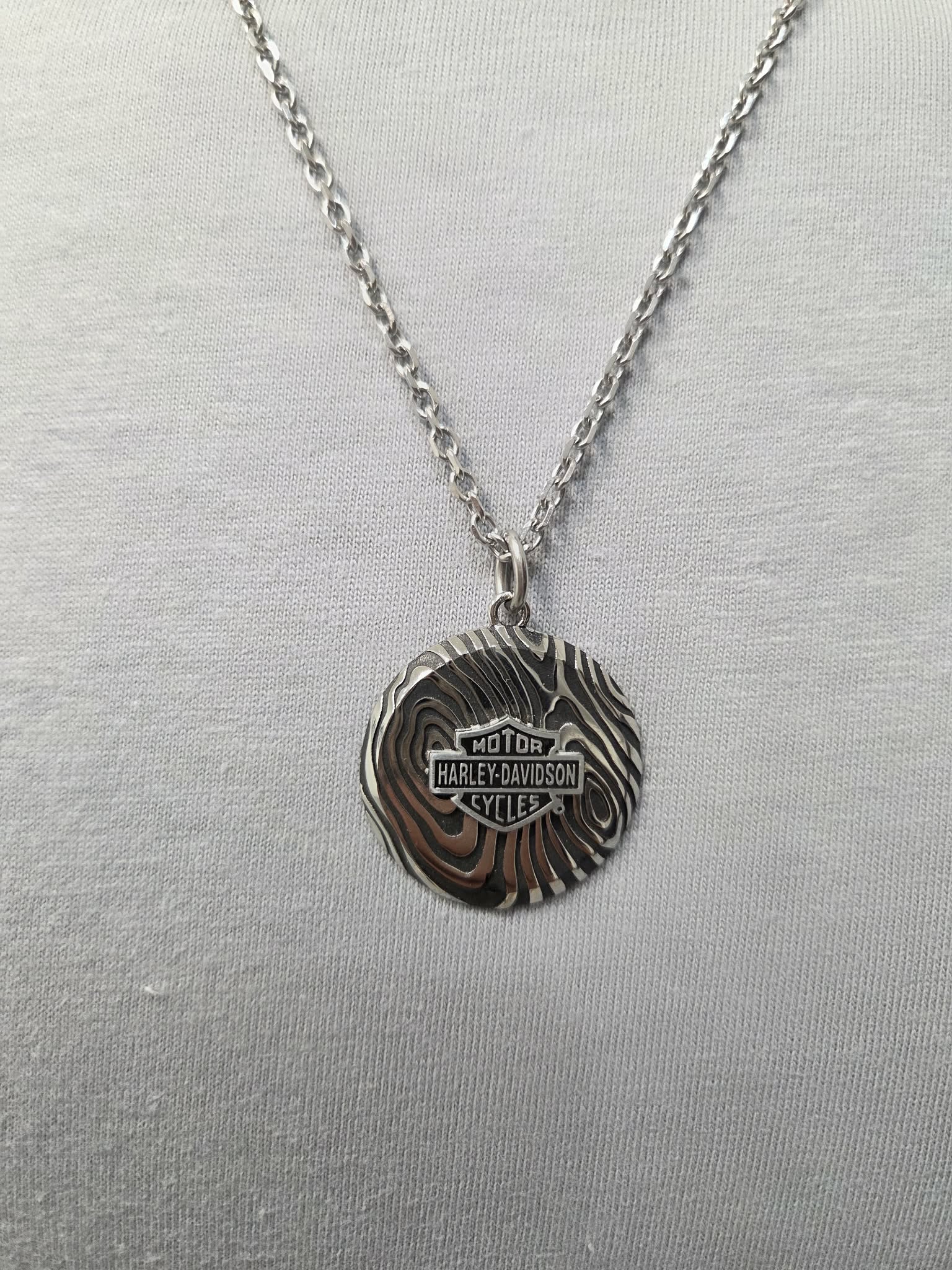 Licensed Product Mens Stainless Steel Driftwood Round Necklace