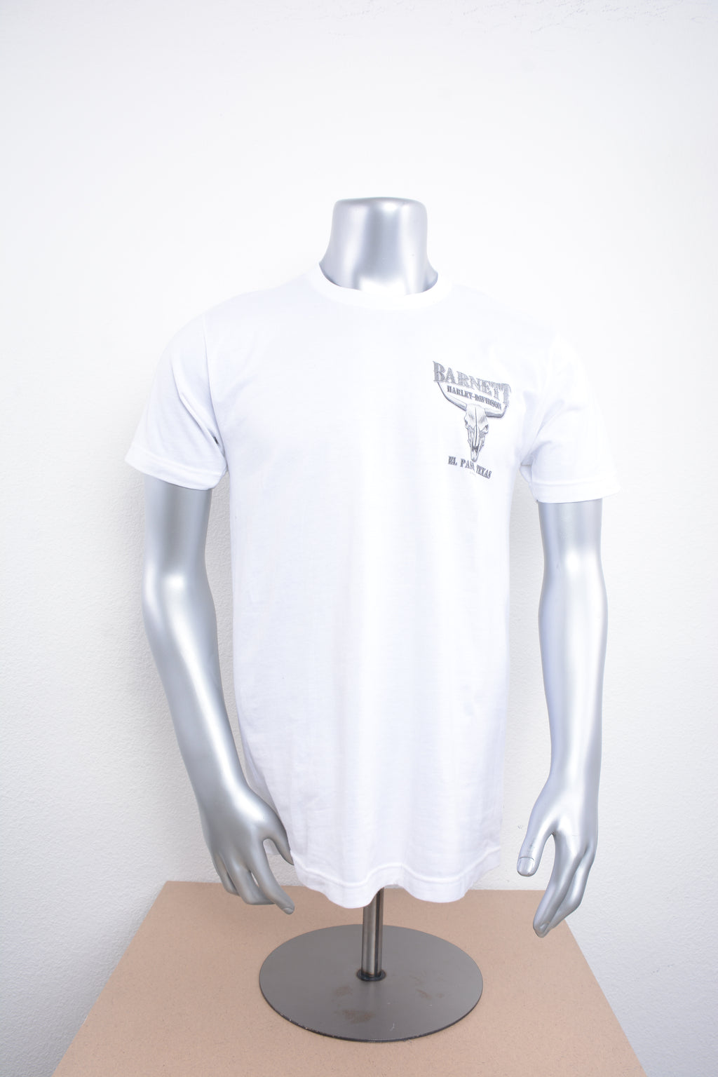 Licensed Product BARNETT BLK/WHT STEER SK S/S WHITE T-SHIRT