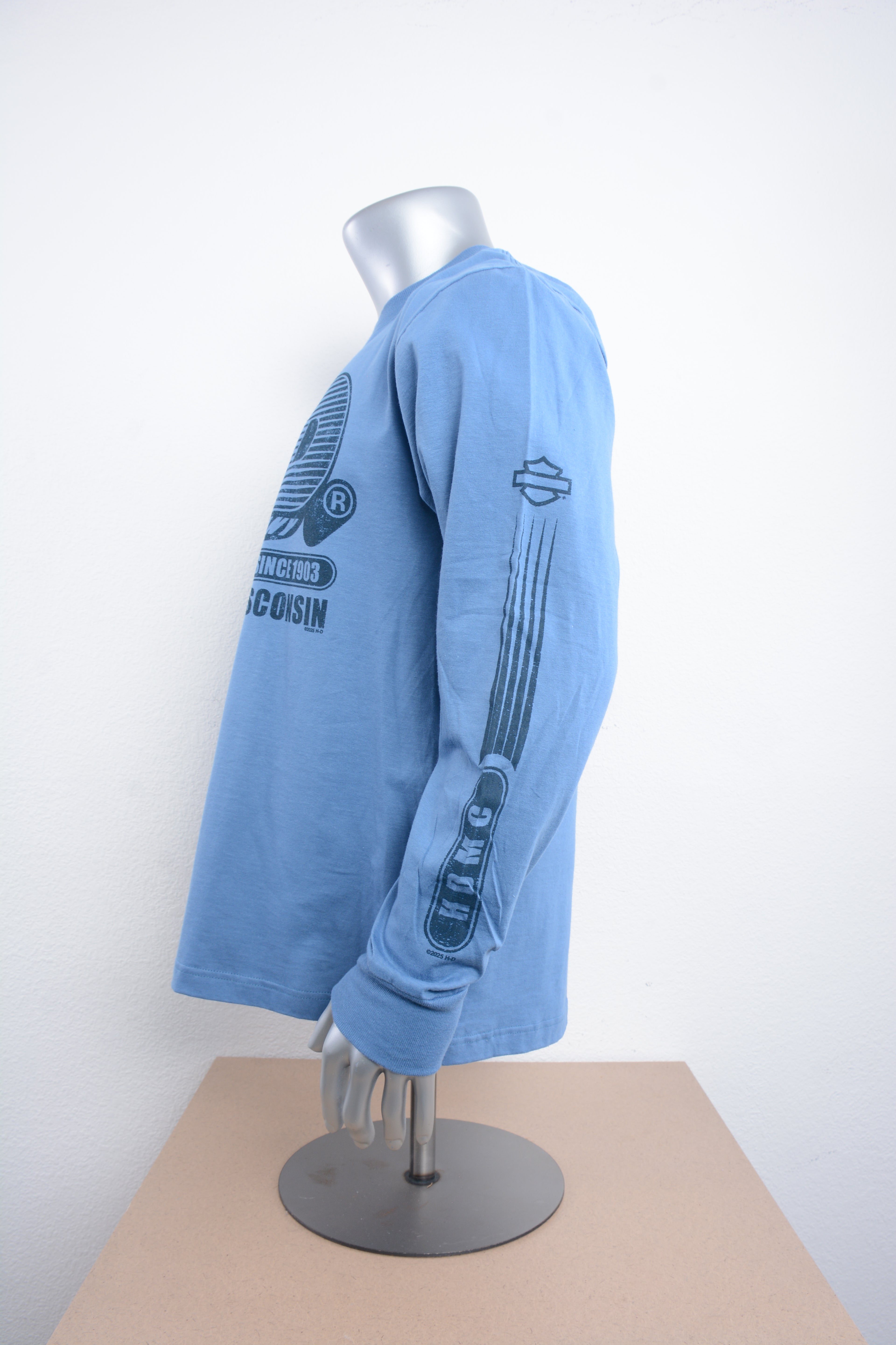 Licensed Product MC STRIPED MNS LS T DENIM