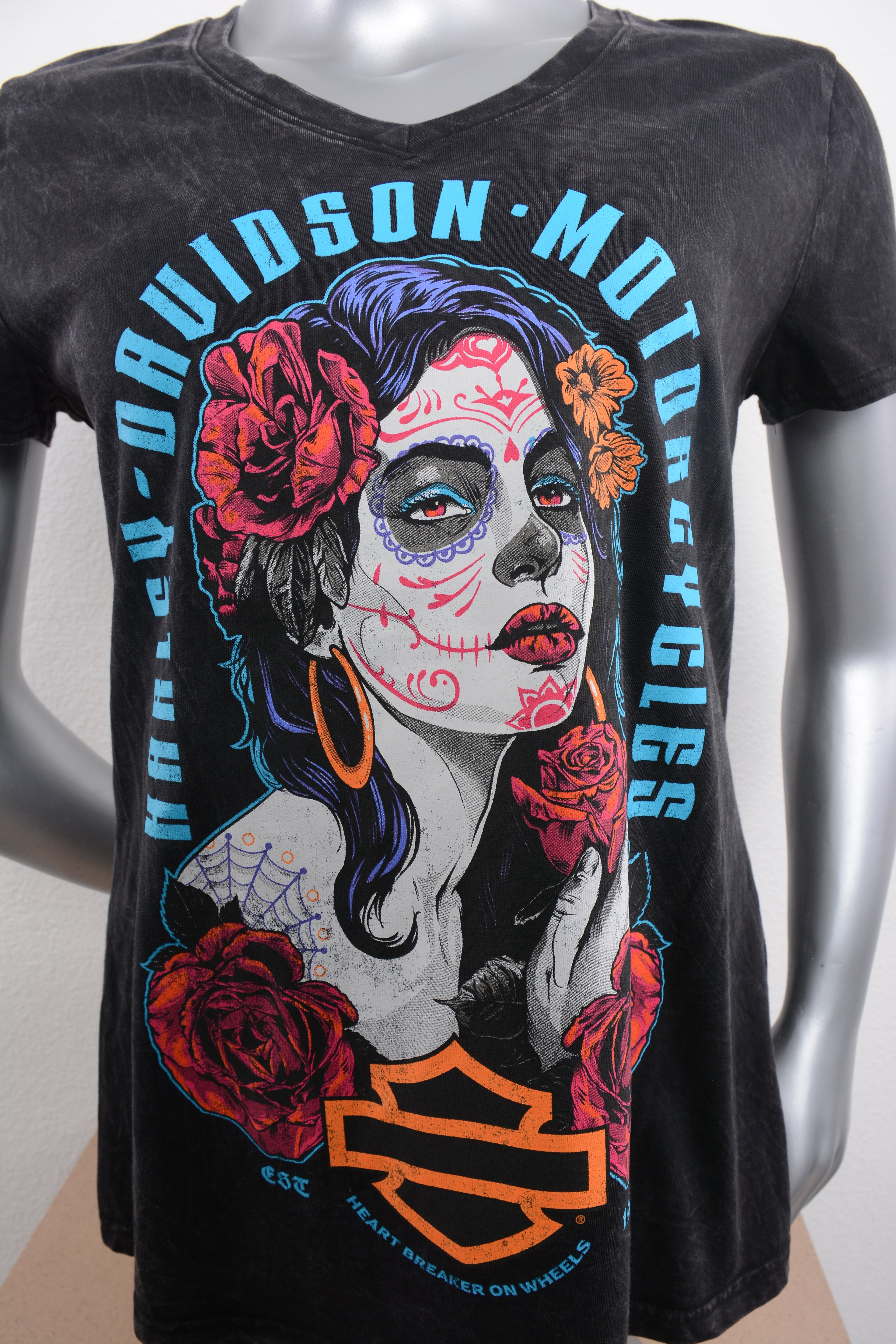 Licensed Product THE LOOK LDS BLACK WMS DYED VNK T