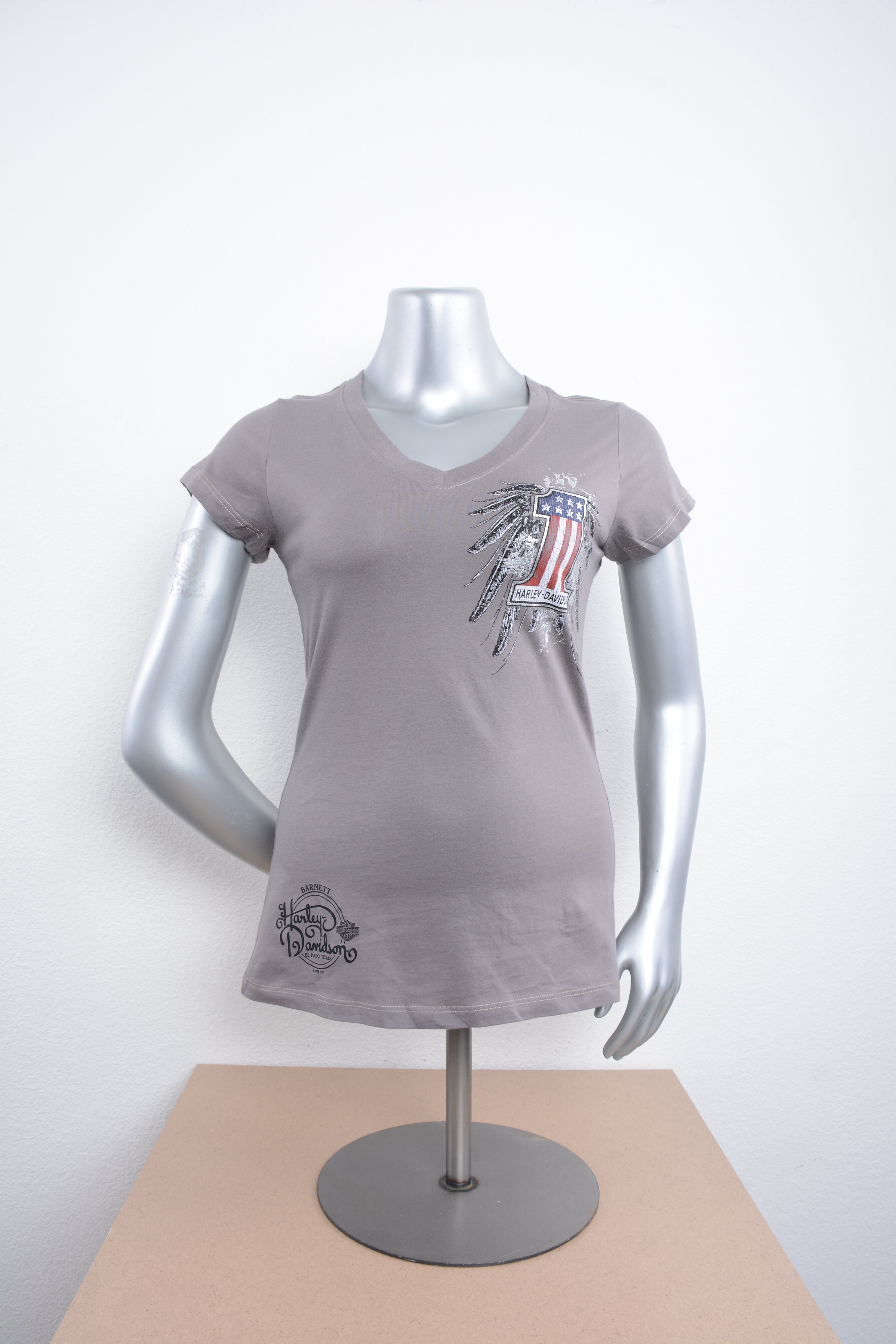 Licensed Product Women's One Mood #1 Logo with Wings Foil with Studs Grey Short Sleeve T-Shirt Main image