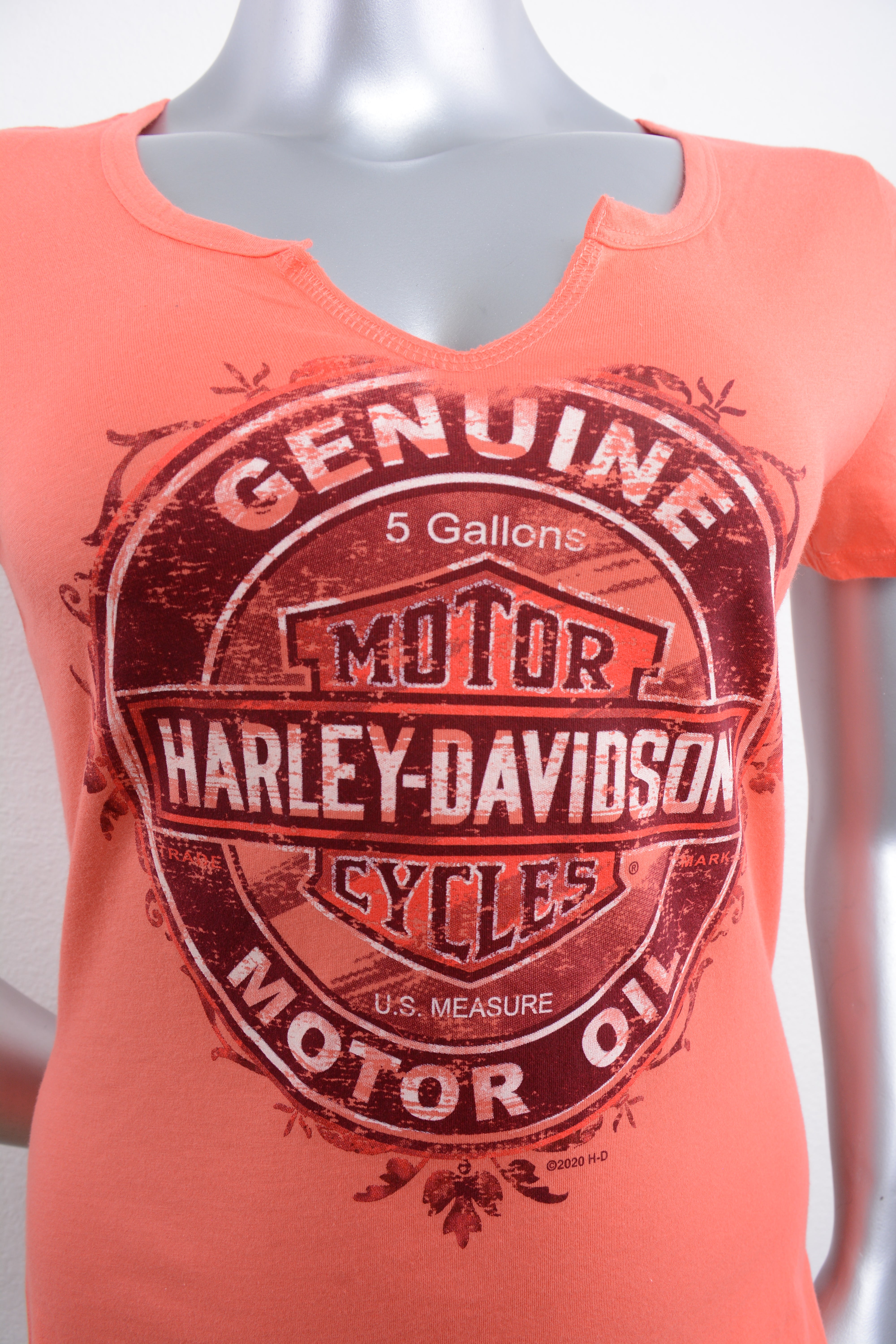 Licensed Product Women's Oiled Patina V-Notch Neck Pink Short Sleeve T-Shirt Secondary image