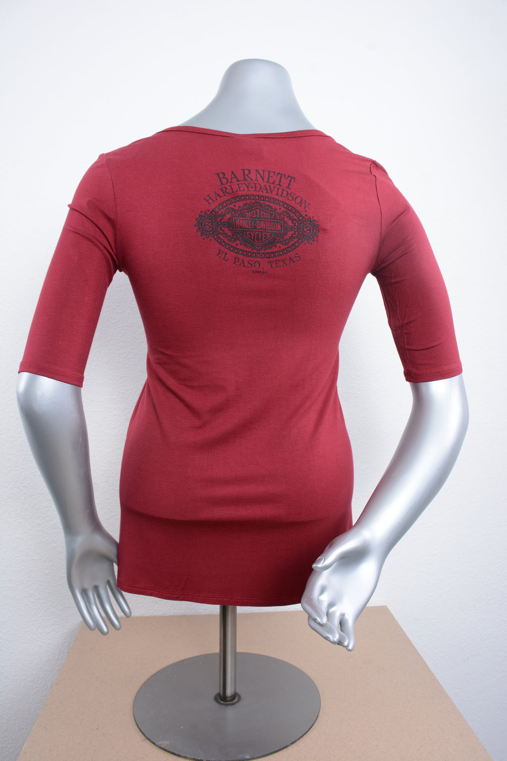 Licensed Product Women's Rockin Rhinestones V-Neck Burgundy Half Sleeve T-Shirt