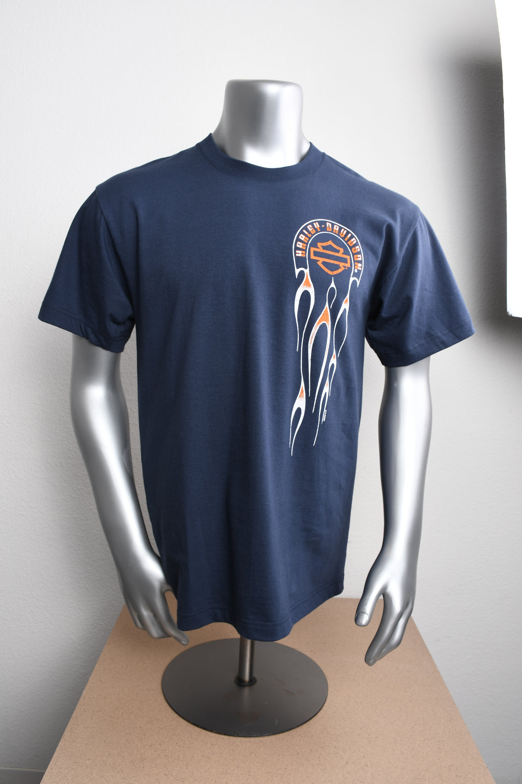 Licensed Product PINNED DOWN MNS T INDIGO