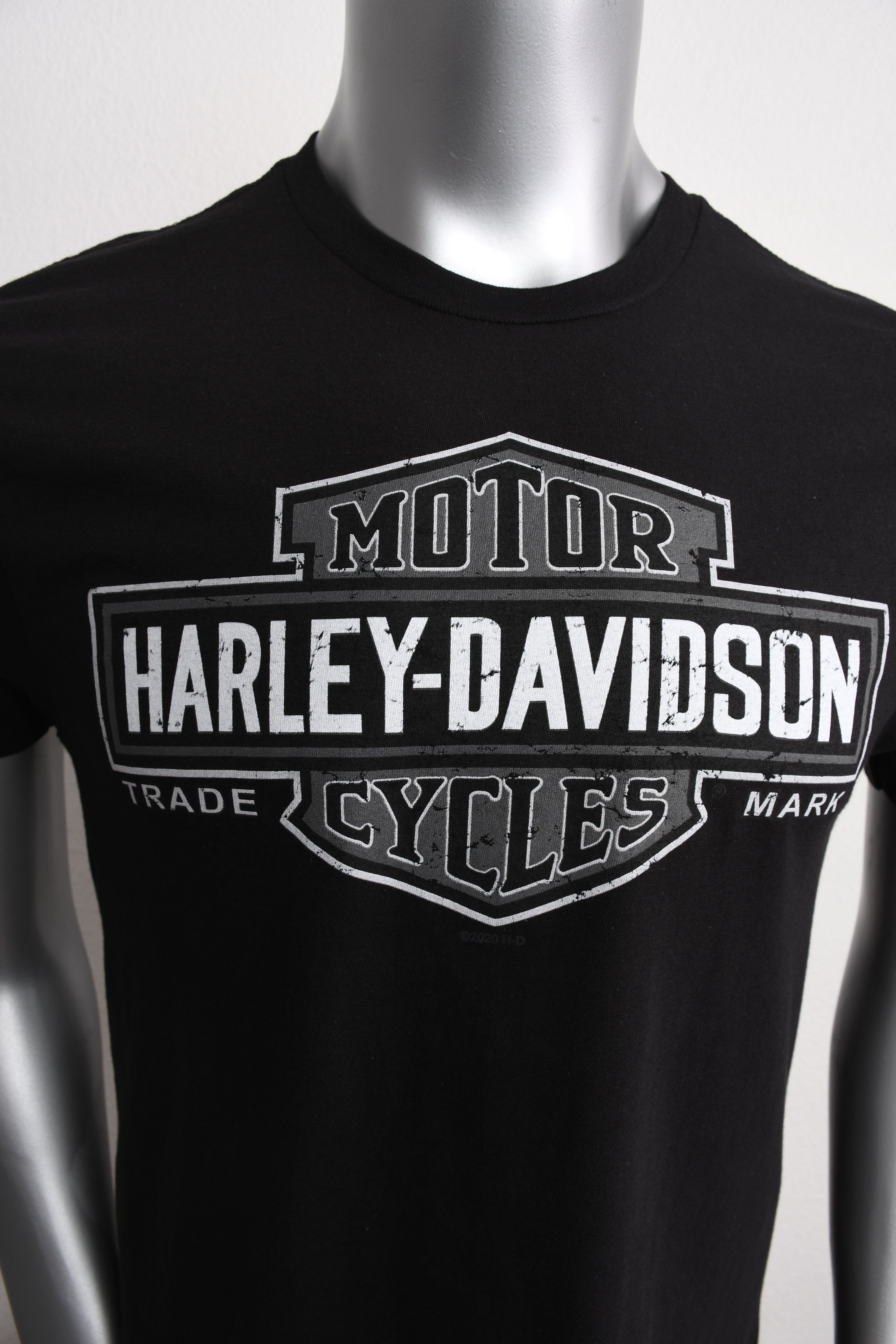Licensed Product Men's Long Logo Grey Trademark B&S Black Short Sleeve T-Shirt Secondary image