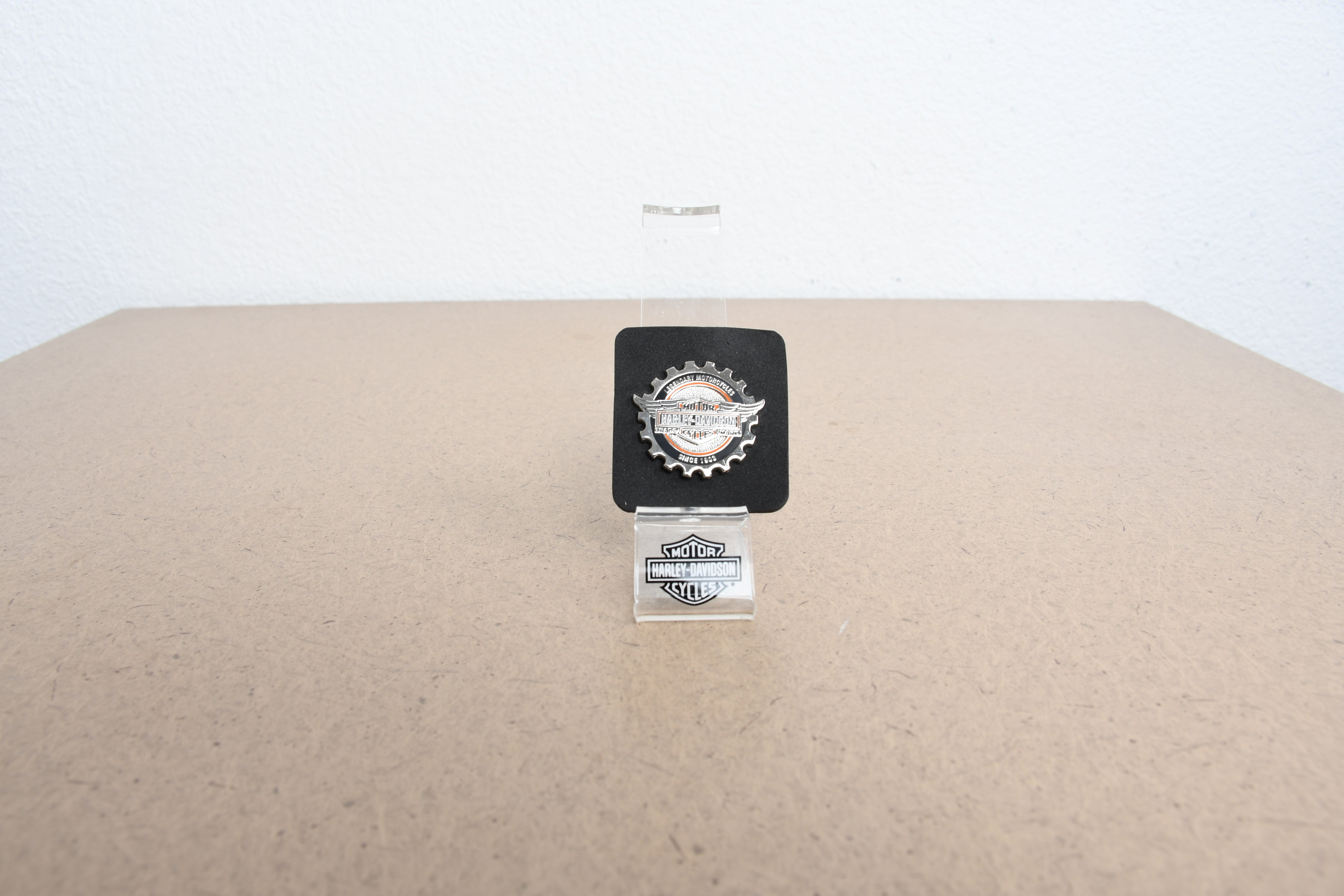 Licensed Product Winged Gear Pin Main image