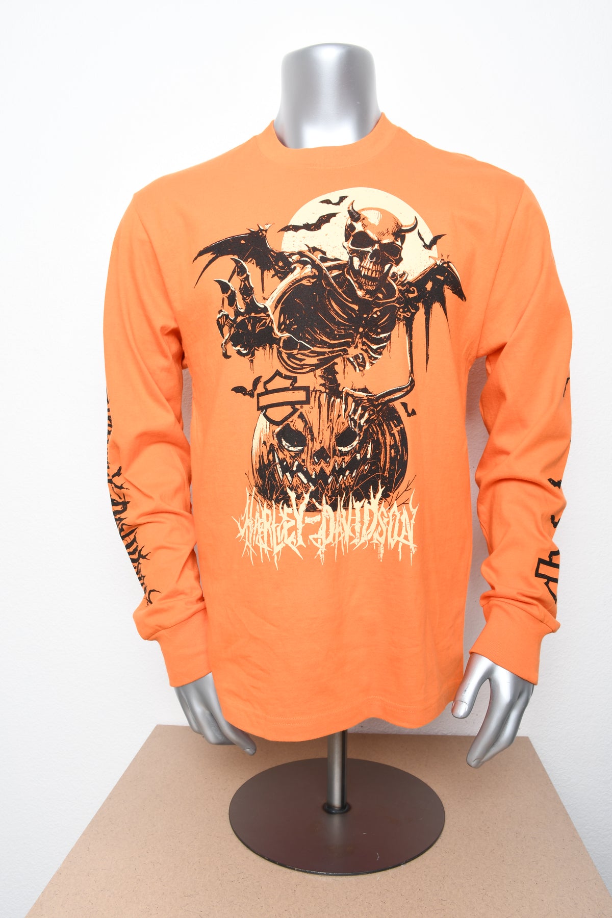 Licensed Product PUMPKIN DEMON MNS LS OR Main image
