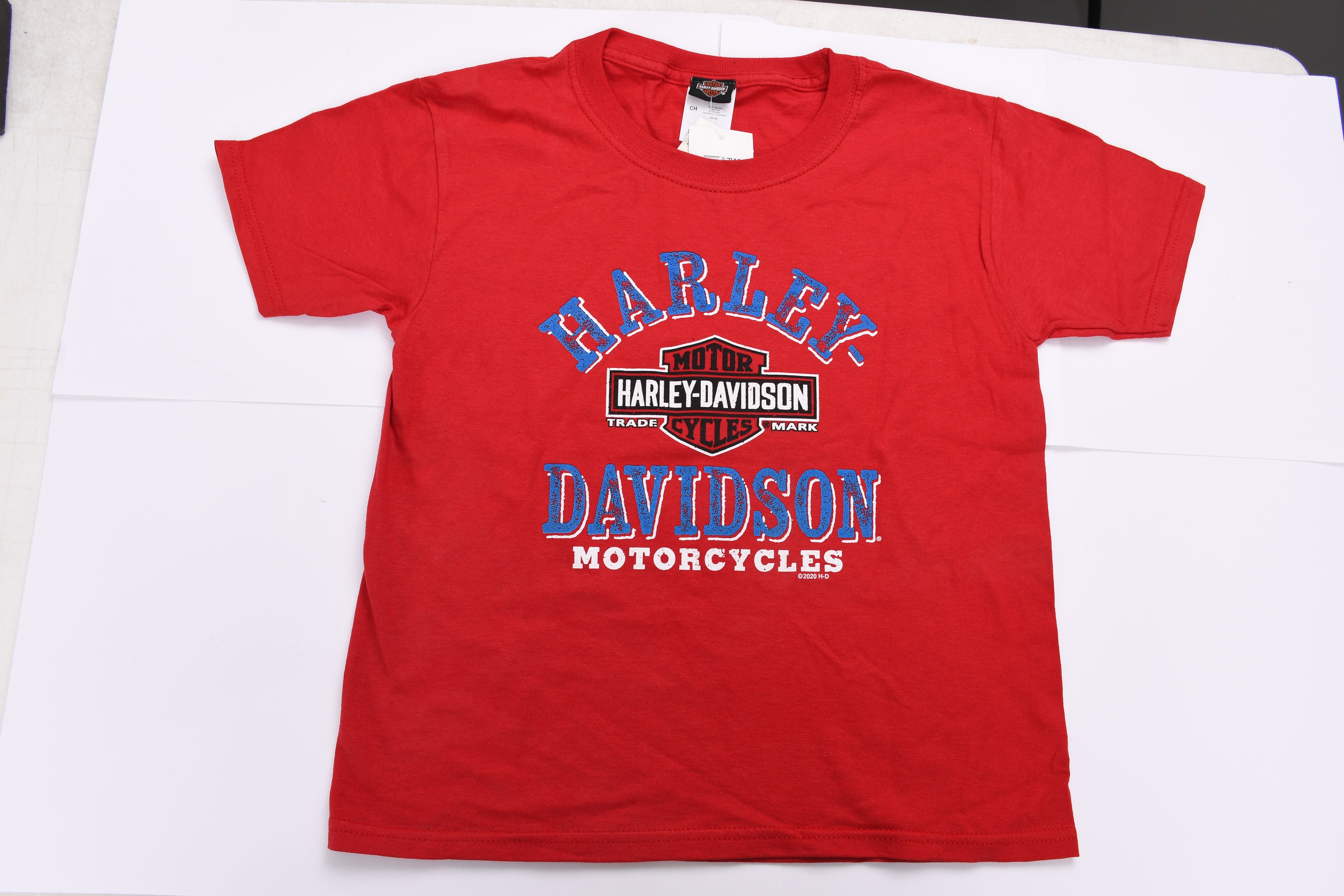 Licensed Product Girls Youth Picnic Trademark B&S Red Short Sleeve T-Shirt