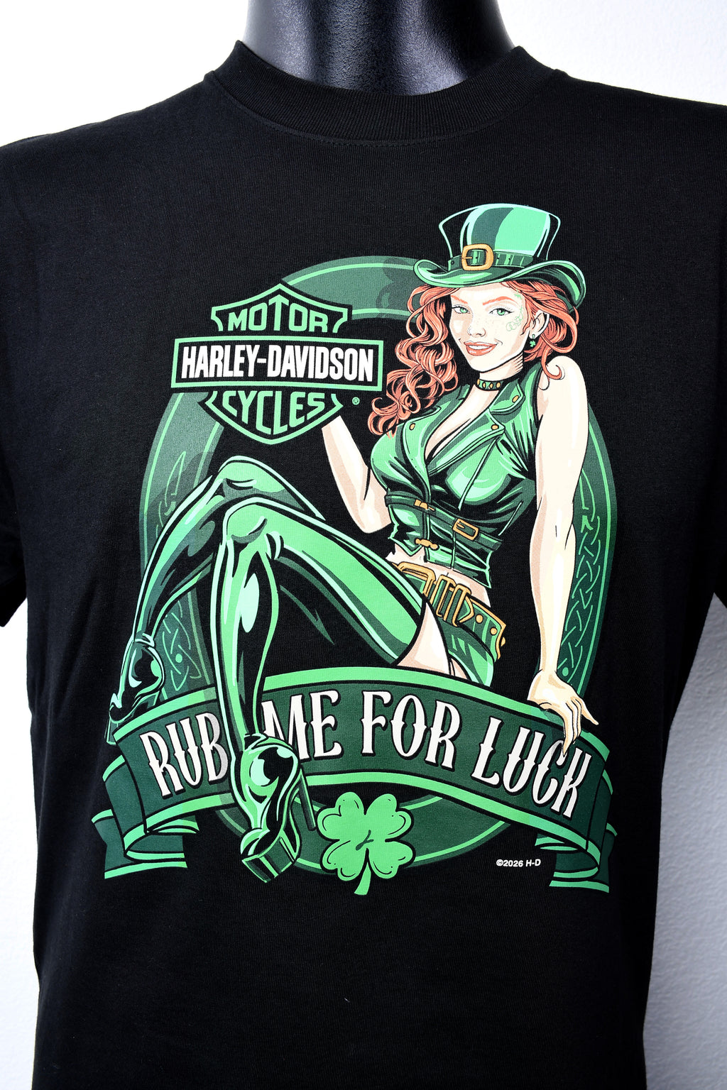 Licensed Product LUCKY GAL MNS T BLACK