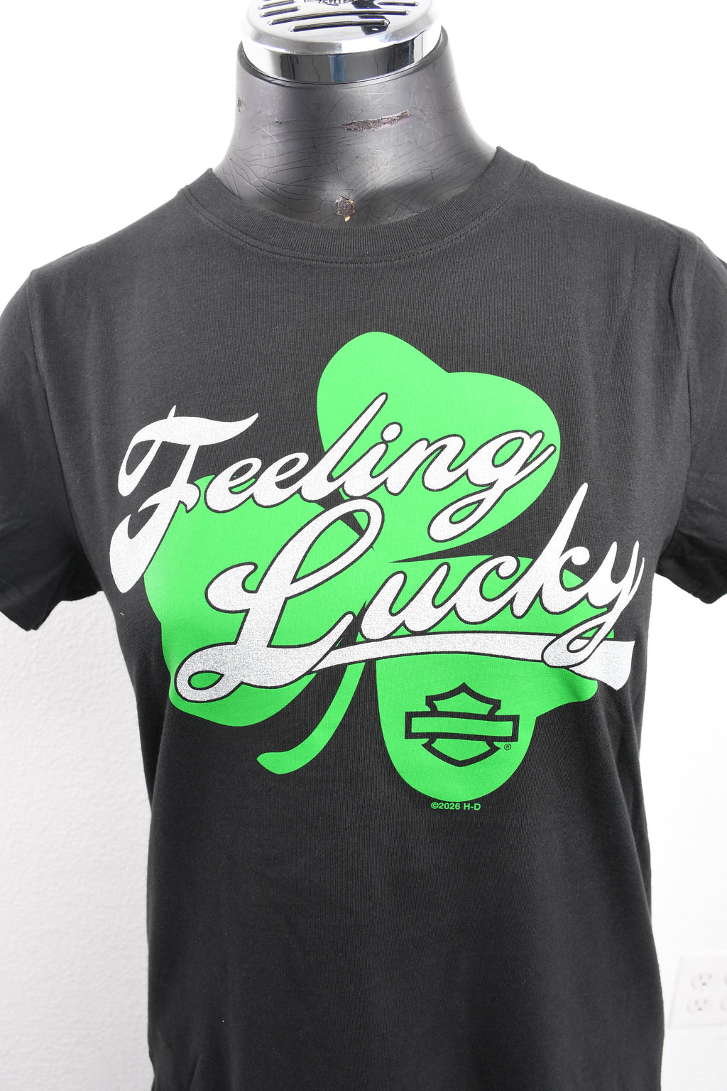 Licensed Product FEELING LUCKY WMS T CUSTOM BLACK