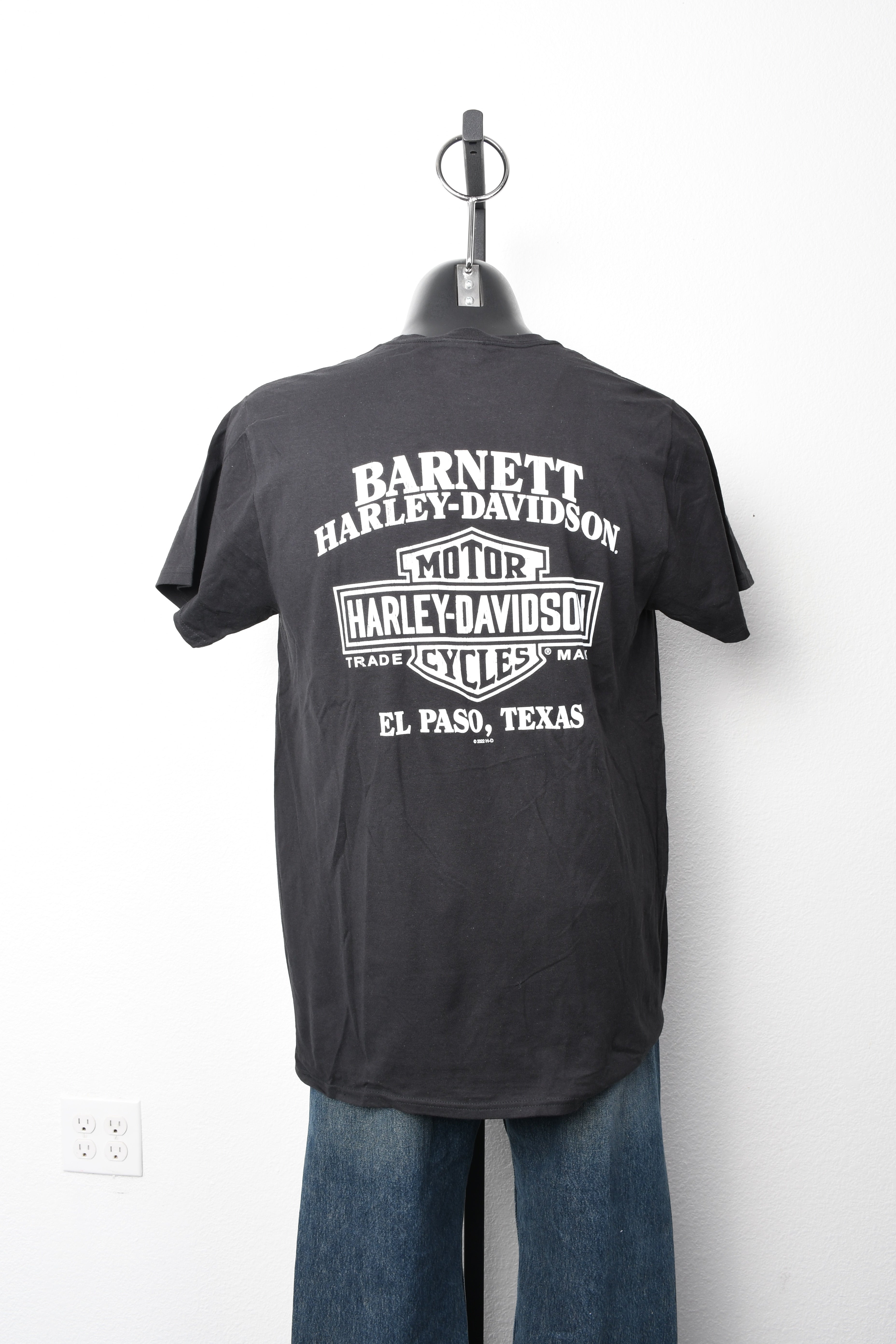 Licensed Product Mens Split Skull B&S Black Short Sleeve T-Shirt