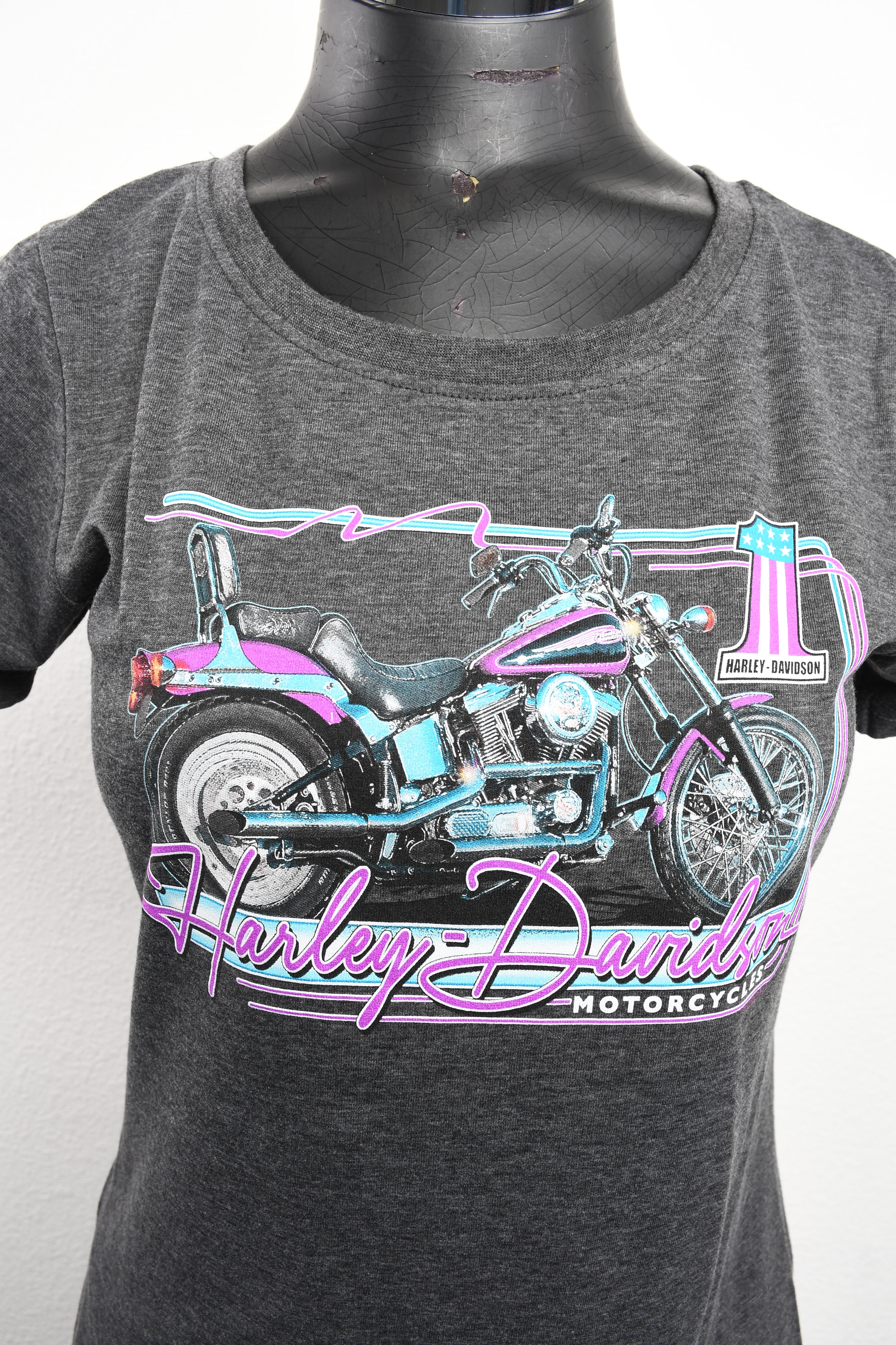 Licensed Product TEMPEST S/S BLACK WMNS