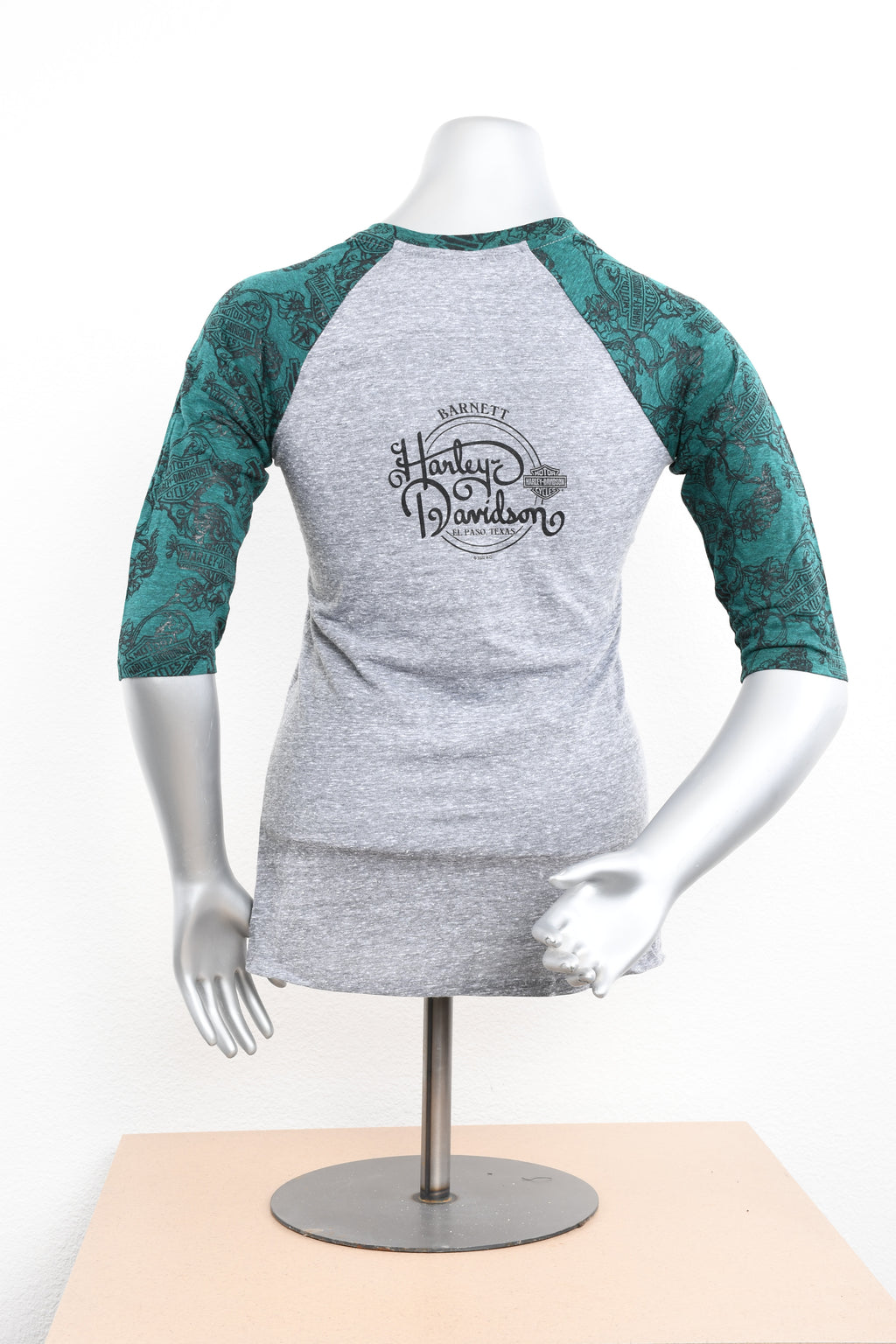 Licensed Product Womens Rep It Winged Willie G Skull V-Neck Grey 3/4 Sleeve T-Shirt