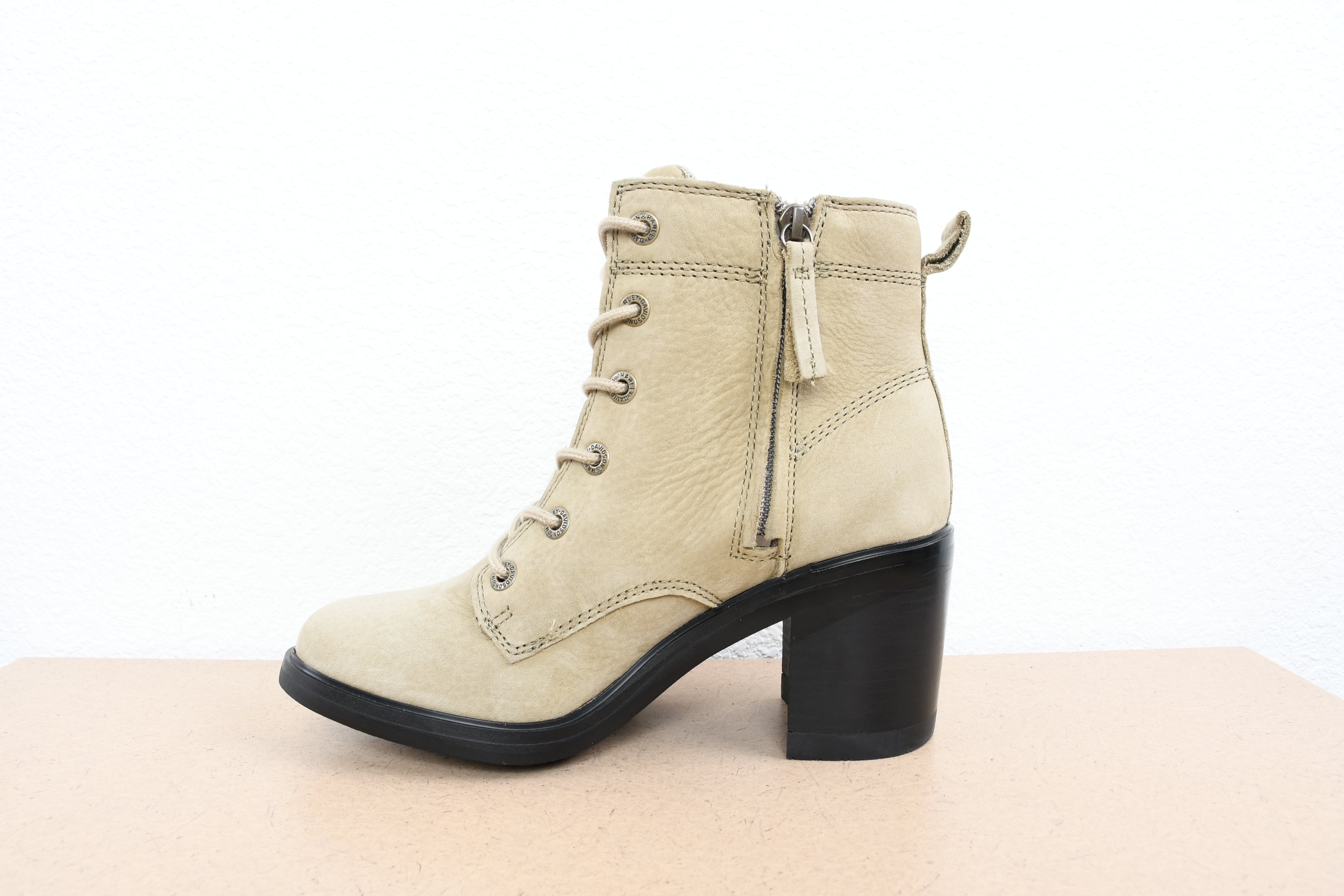 Licensed Product Womens Corby Lace Tan Leather Low Cut Boot