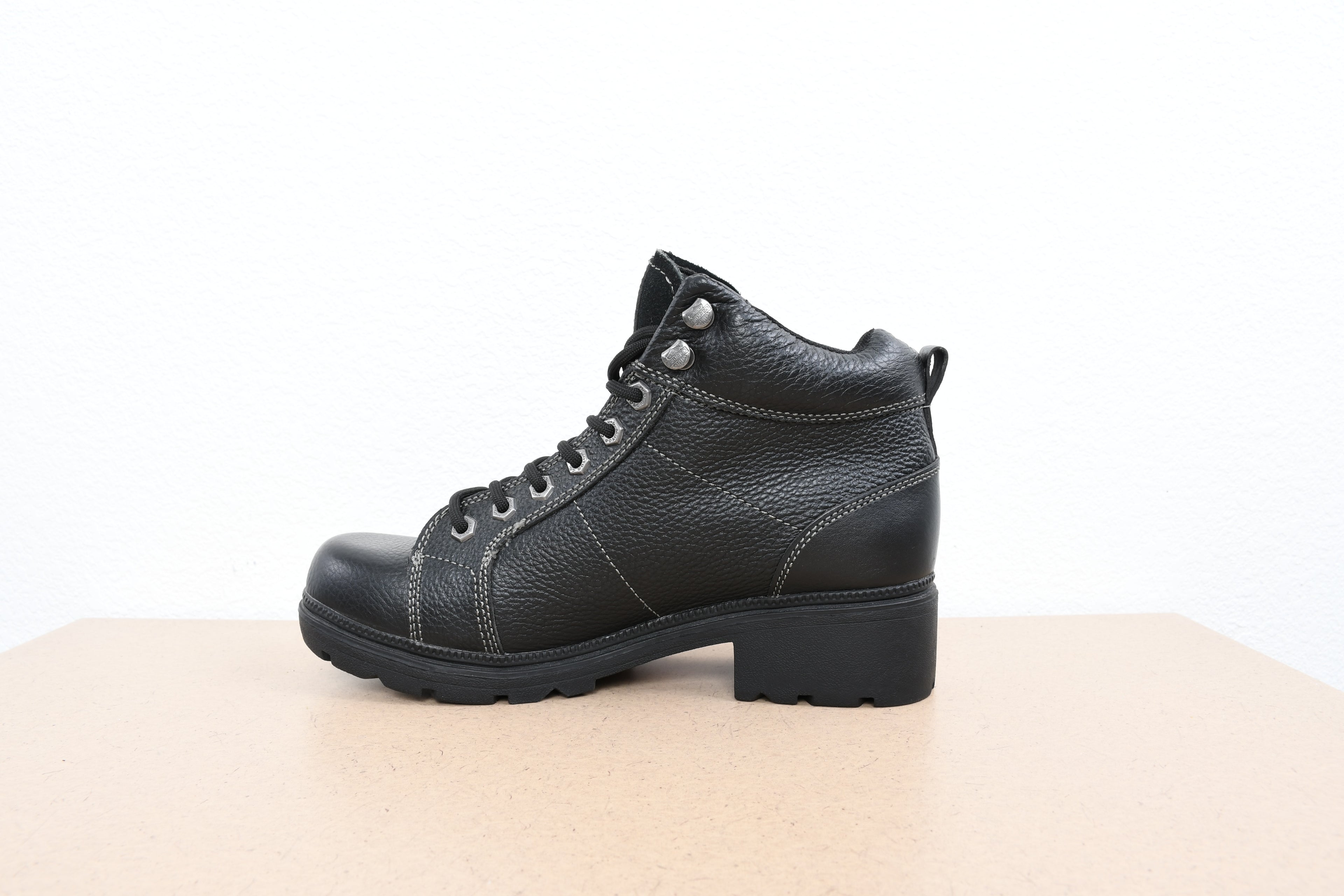 Licensed Product Womens Dlr EX Tyler Black Low Cut Boot