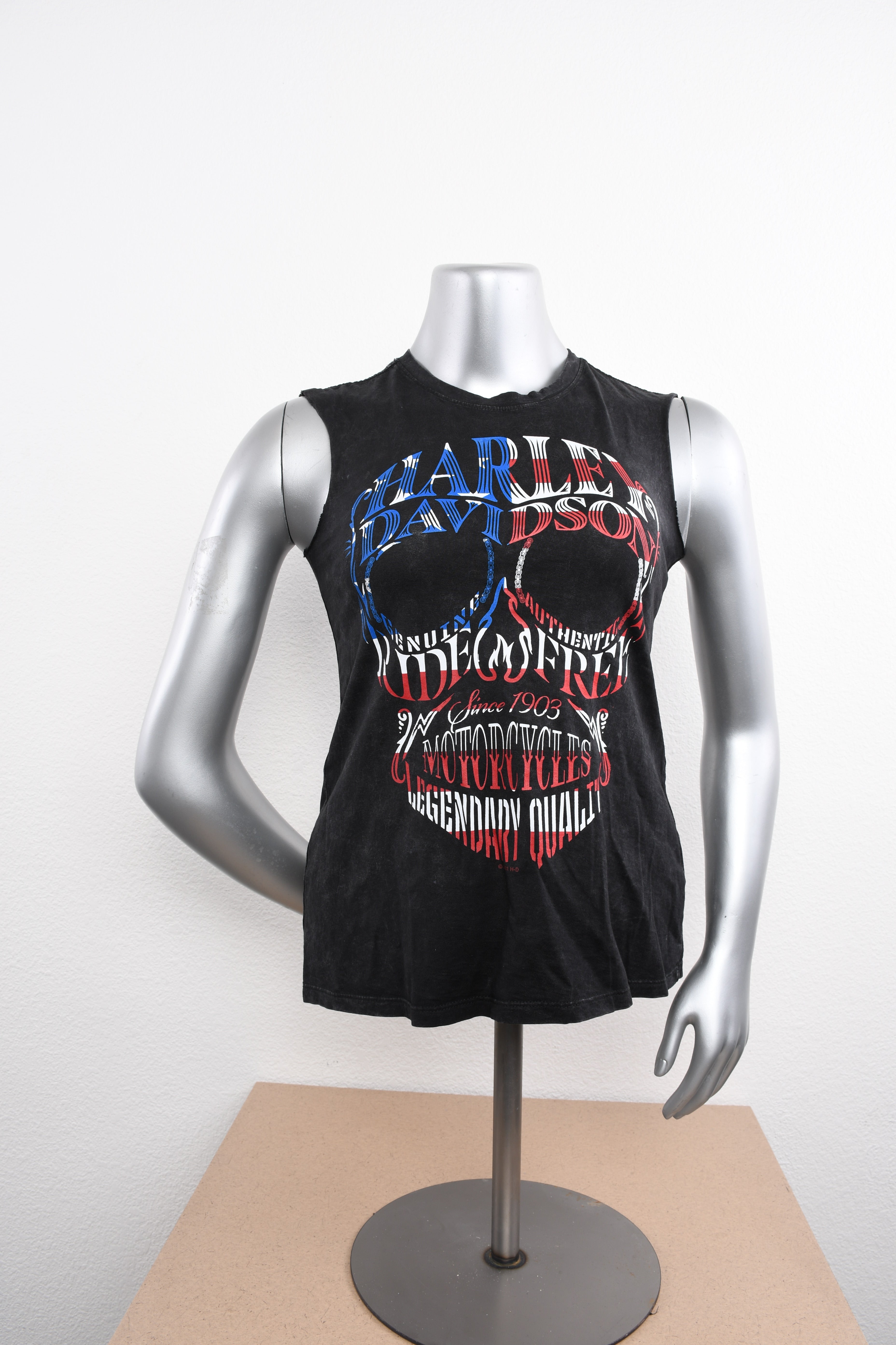 Licensed Product Womens Patriotic Skull Washed Black Sleeveless Muscle T-Shirt Main image