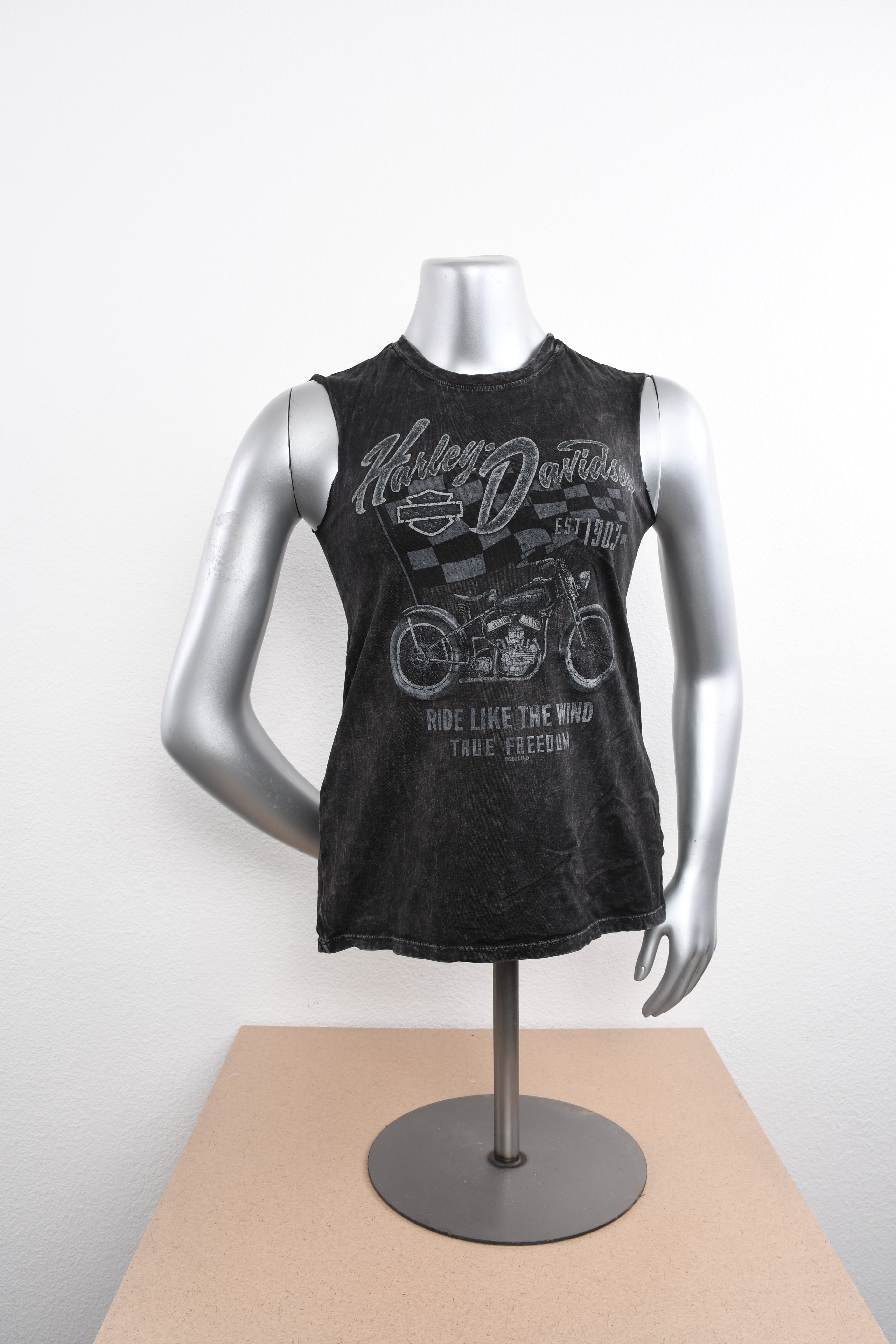 Licensed Product Womens MC Dash Race Flag Black Sleeveless Muscle T-Shirt Main image