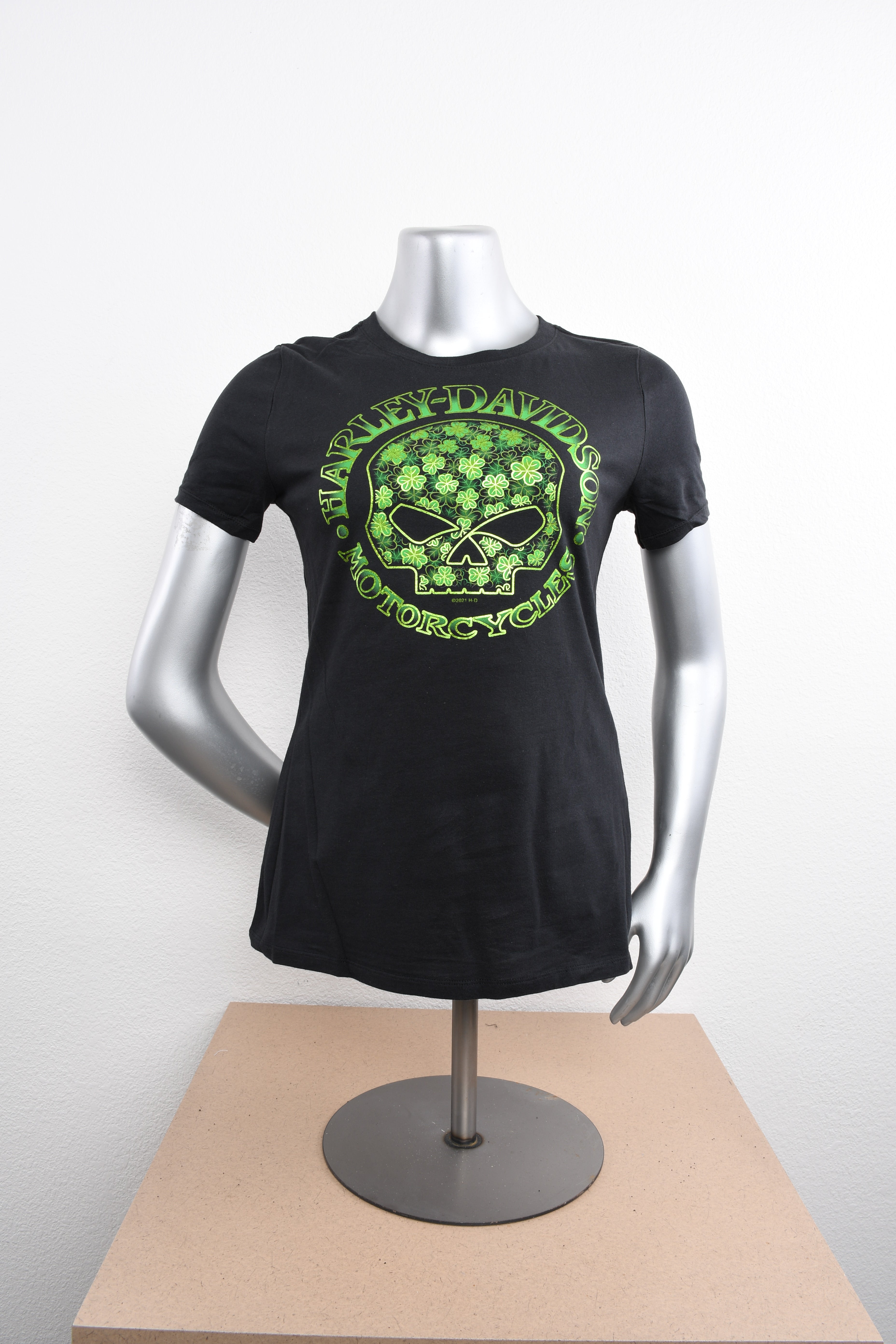 Licensed Product Womens Peridot Willie G Skull Clovers Black Short Sleeve T-Shirt