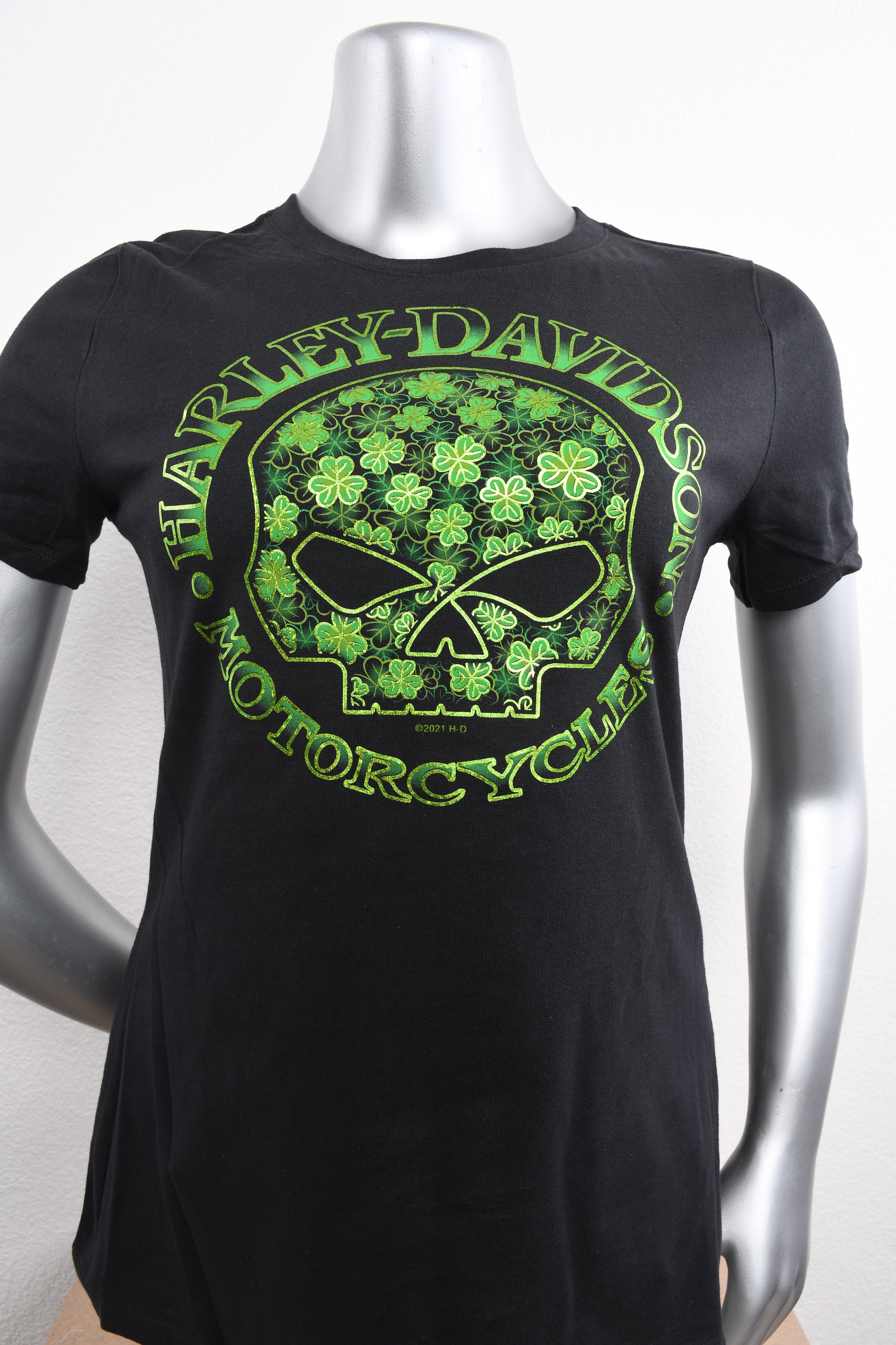 Licensed Product Womens Peridot Willie G Skull Clovers Black Short Sleeve T-Shirt