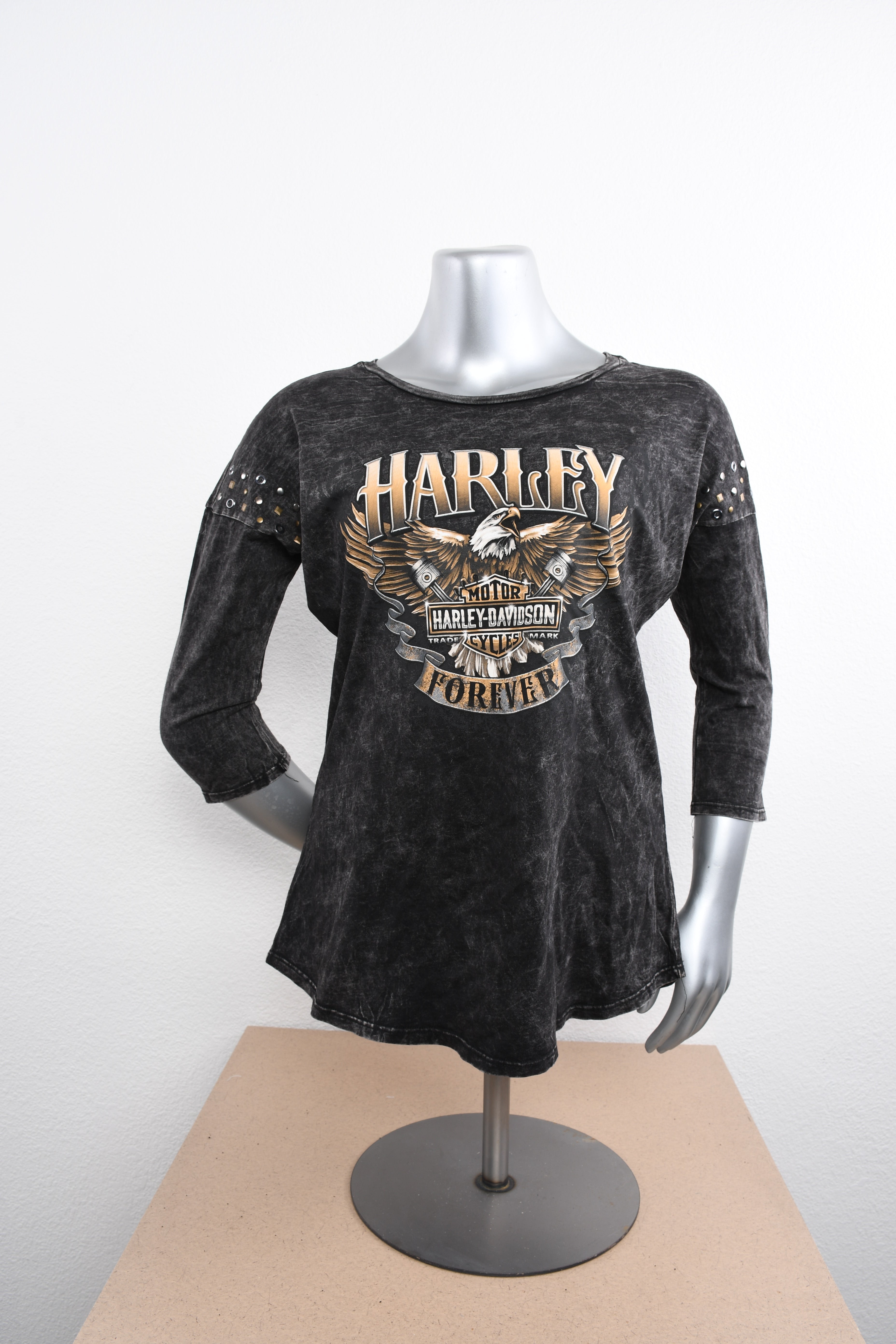 Licensed Product Womens Scantling Eagle Shoulder Studs Black 3/4 Sleeve T-Shirt Main image