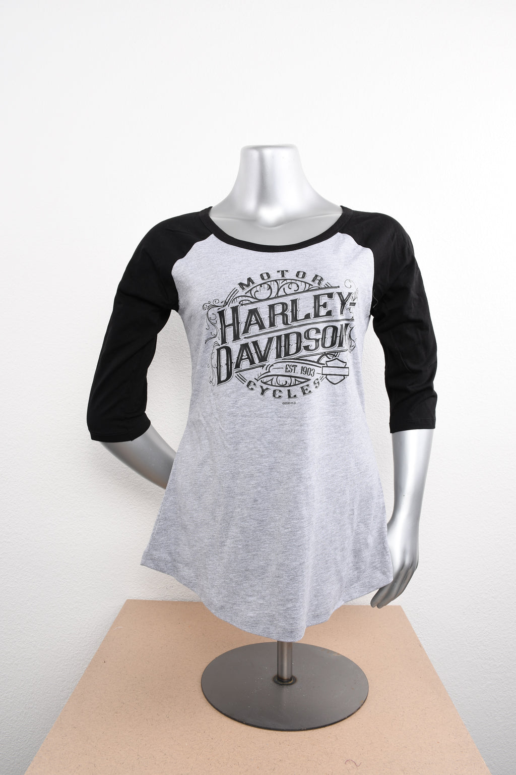 Licensed Product Womens Engrained Raglan Grey 3/4 Sleeve T-Shirt
