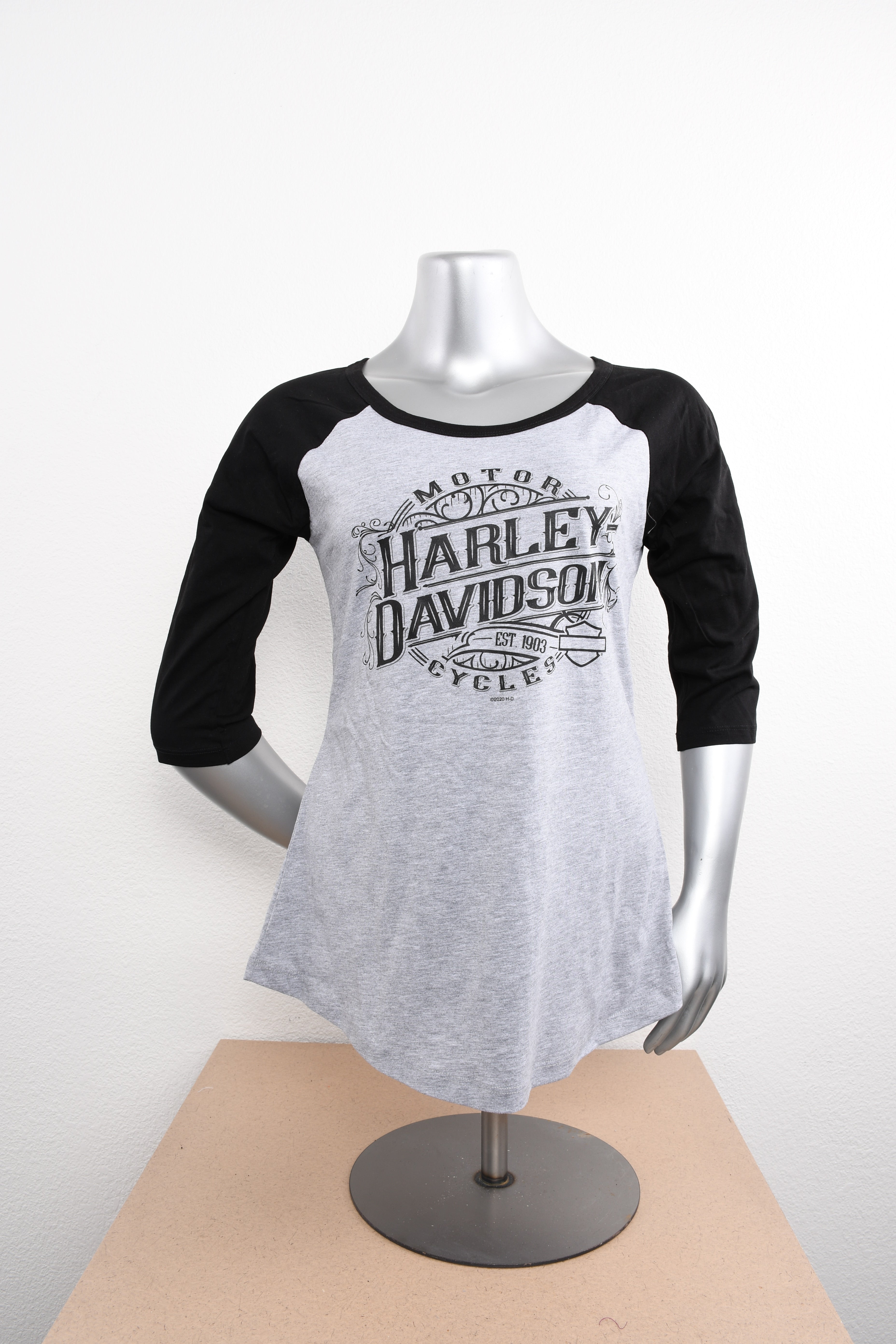 Licensed Product Womens Engrained Raglan Grey 3/4 Sleeve T-Shirt