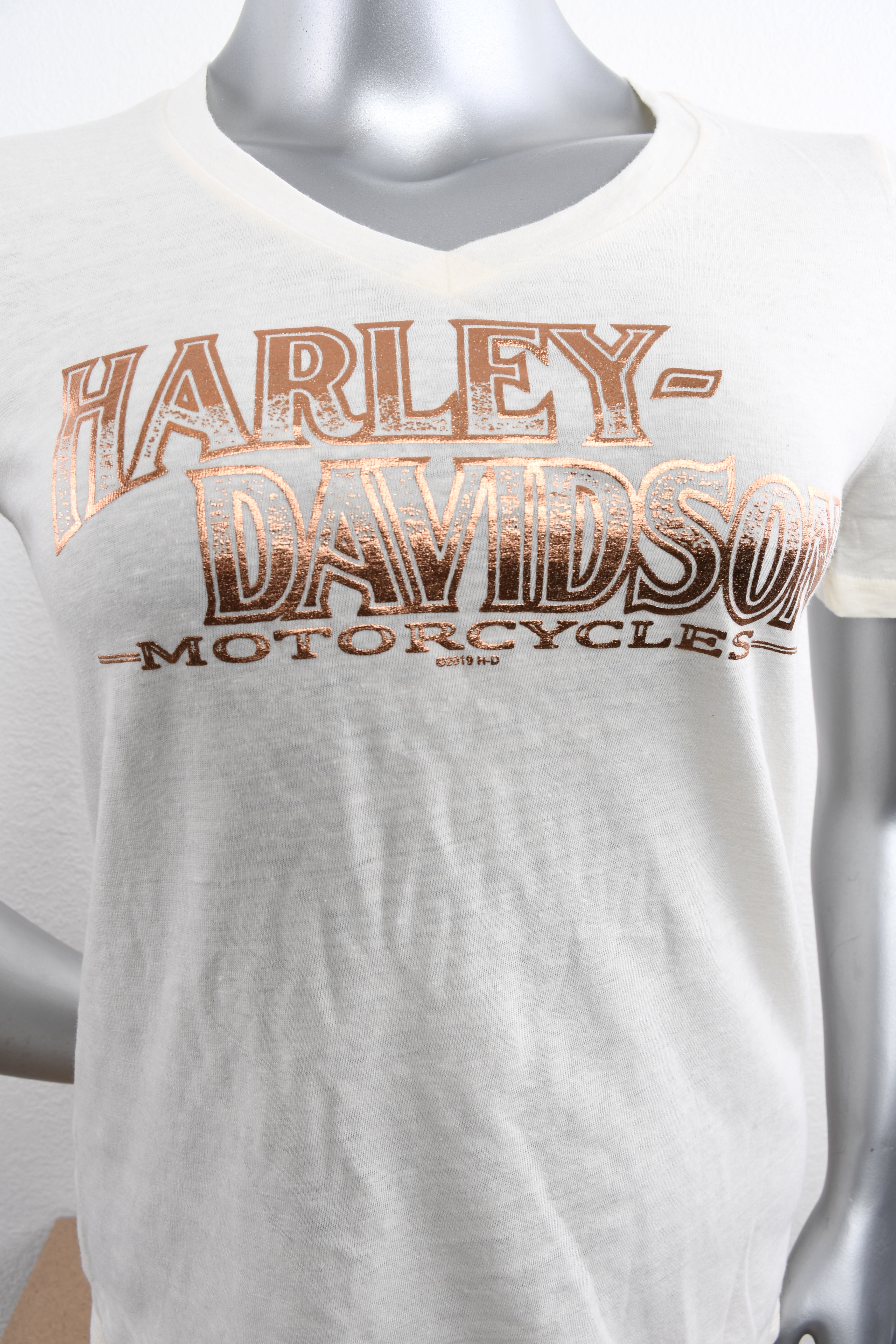 Licensed Product Womens Vintaged Lattice Sleeve V-Neck Ivory Short Sleeve T-Shirt Secondary image