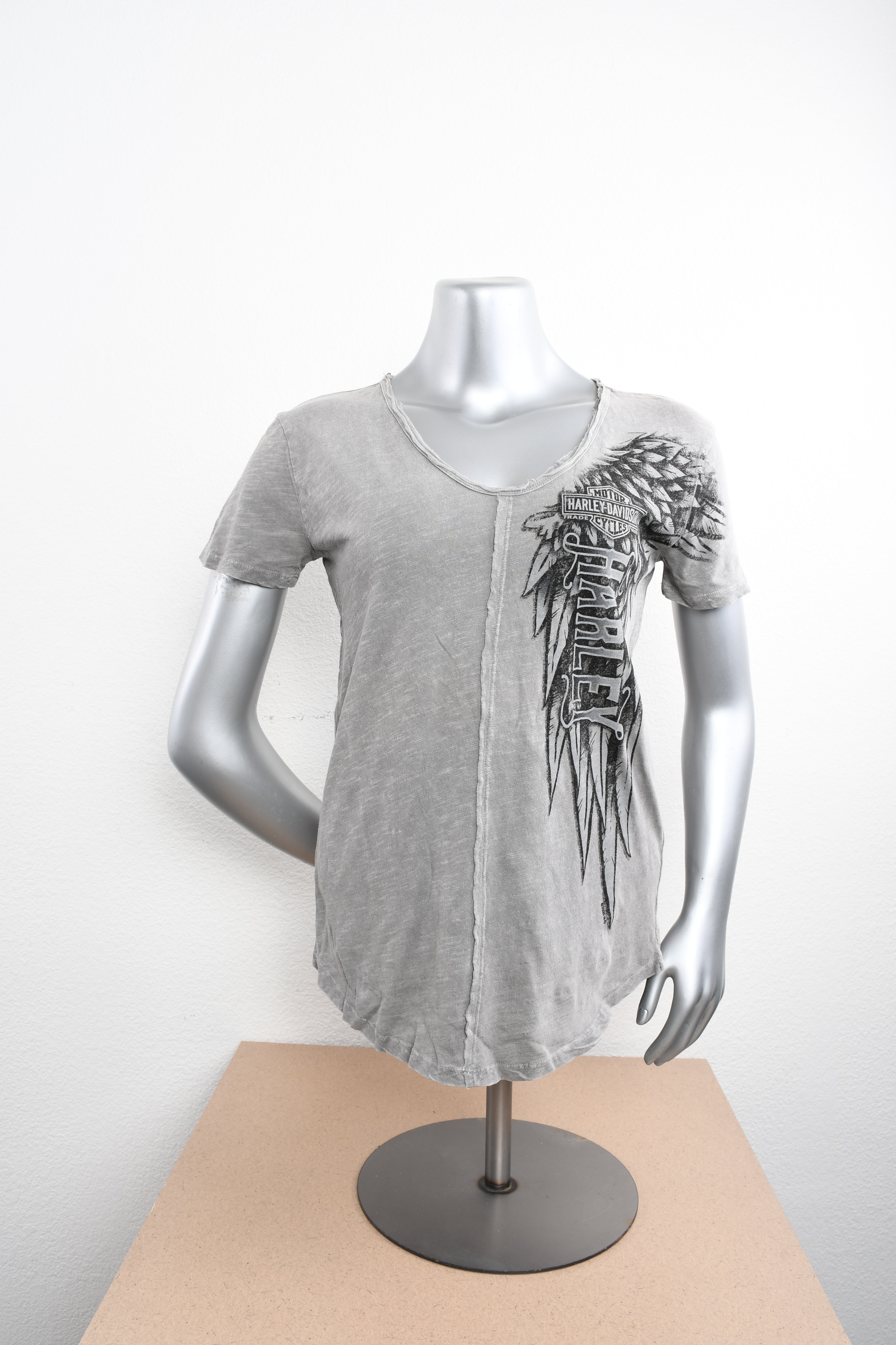 Licensed Product Womens Divide LC Wings Grey Short Sleeve T-Shirt Main image