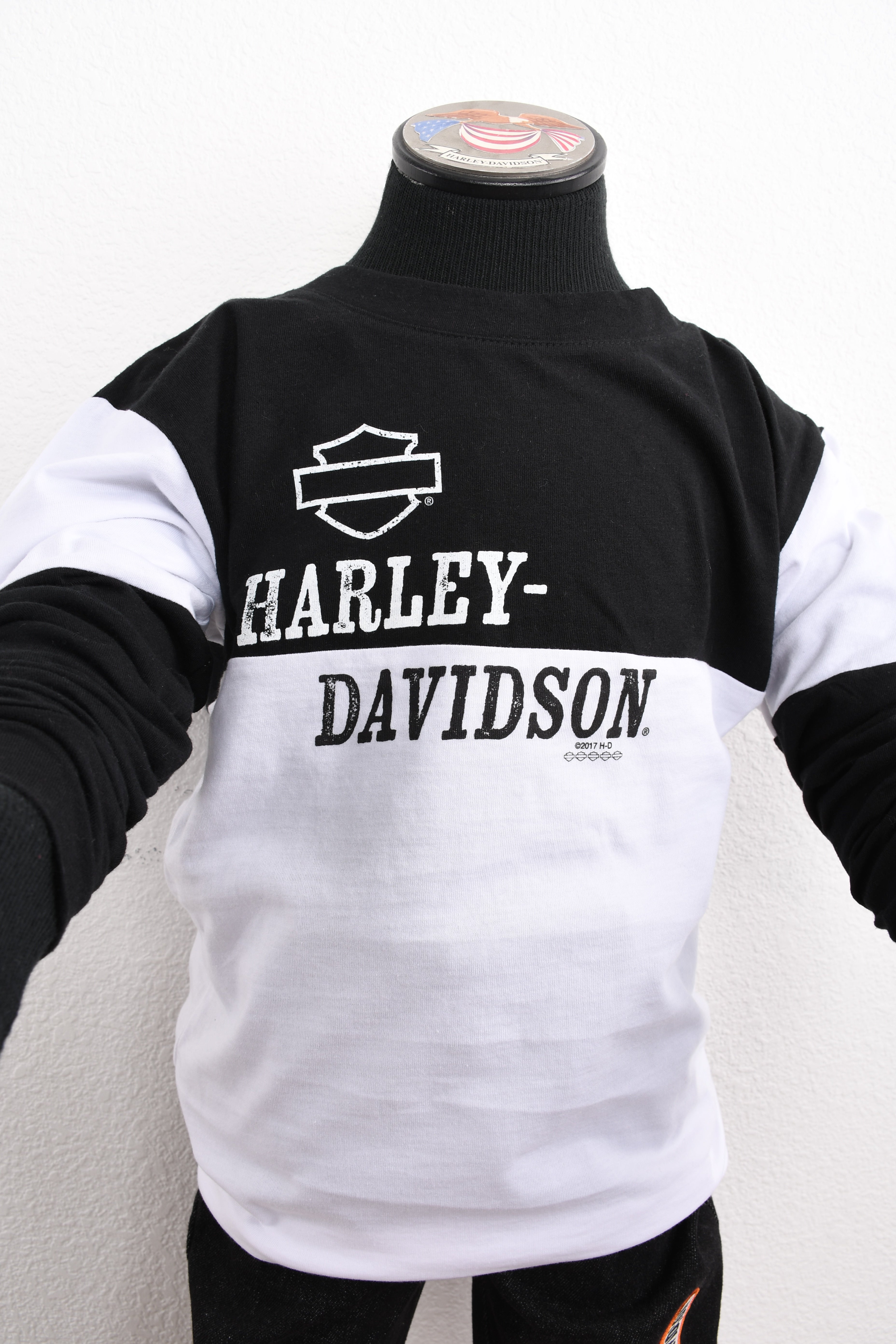 Licensed Product Girls Youth Opposite Name B&S Colorblock Black Long Sleeve T-Shirt Secondary image