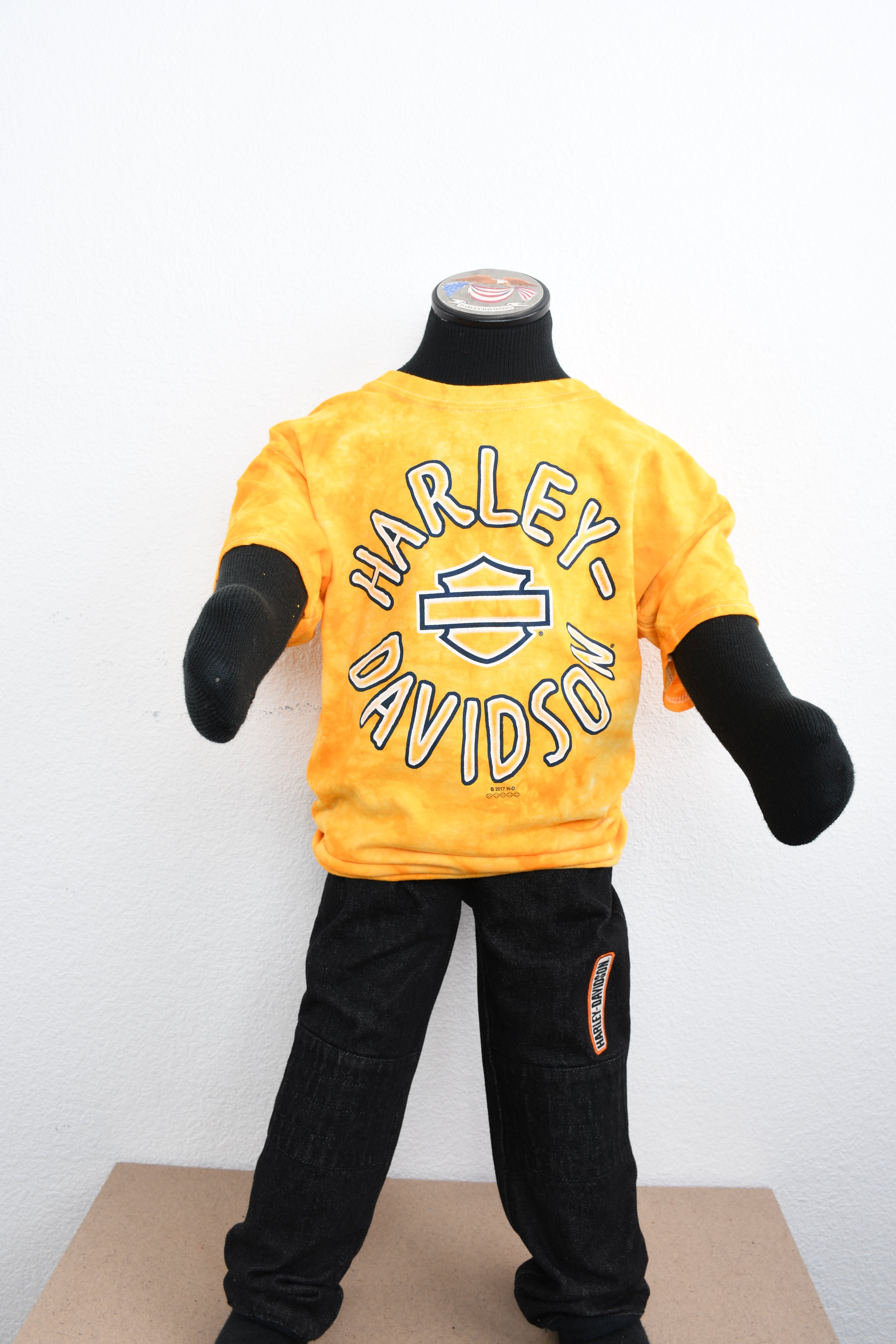 Licensed Product Boys Youth Splash B&S Crystal Wash Dye Gold Short Sleeve T-Shirt Main image