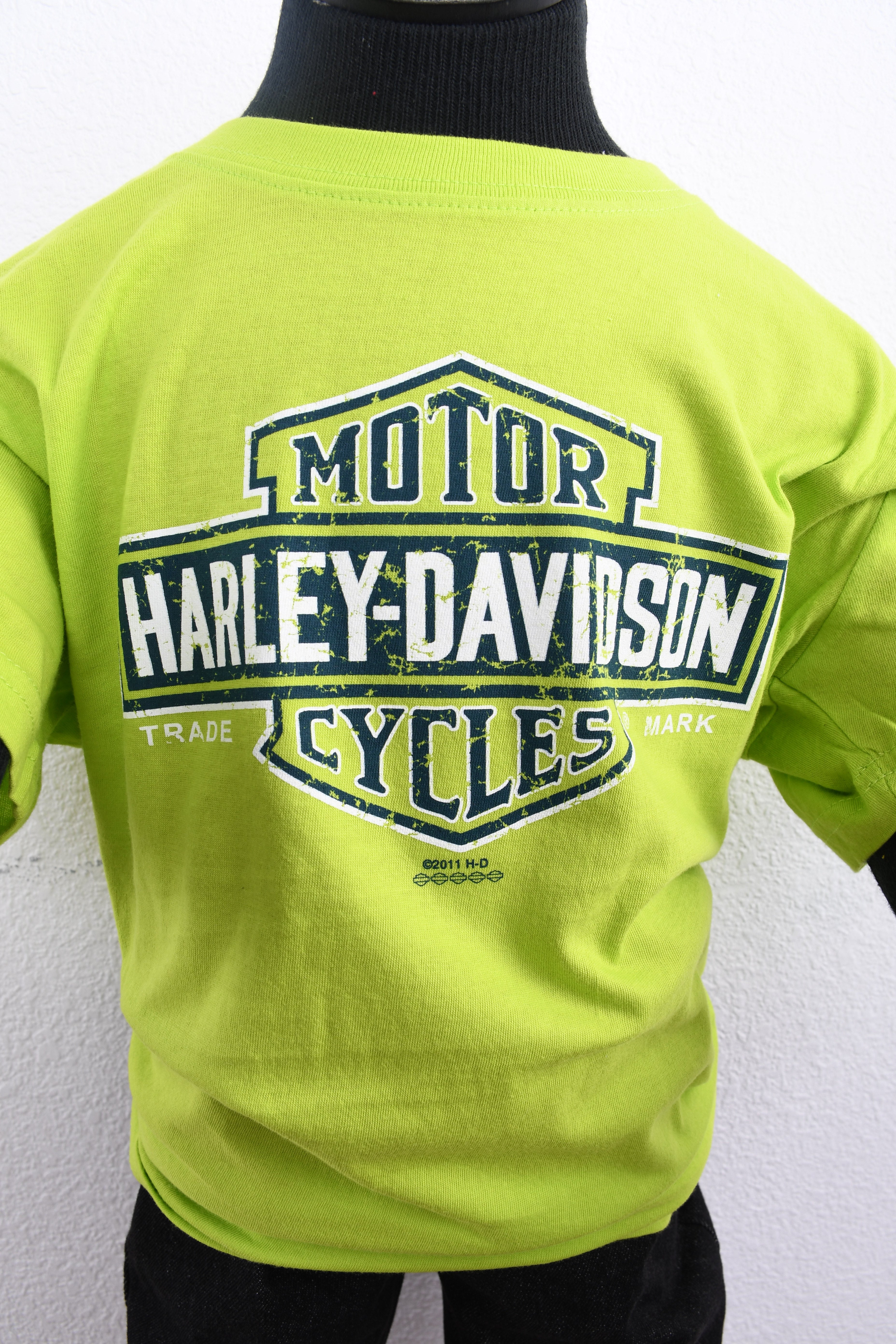 Licensed Product Boys Youth Long Logo Lightweight Green Short Sleeve T-Shirt Secondary image