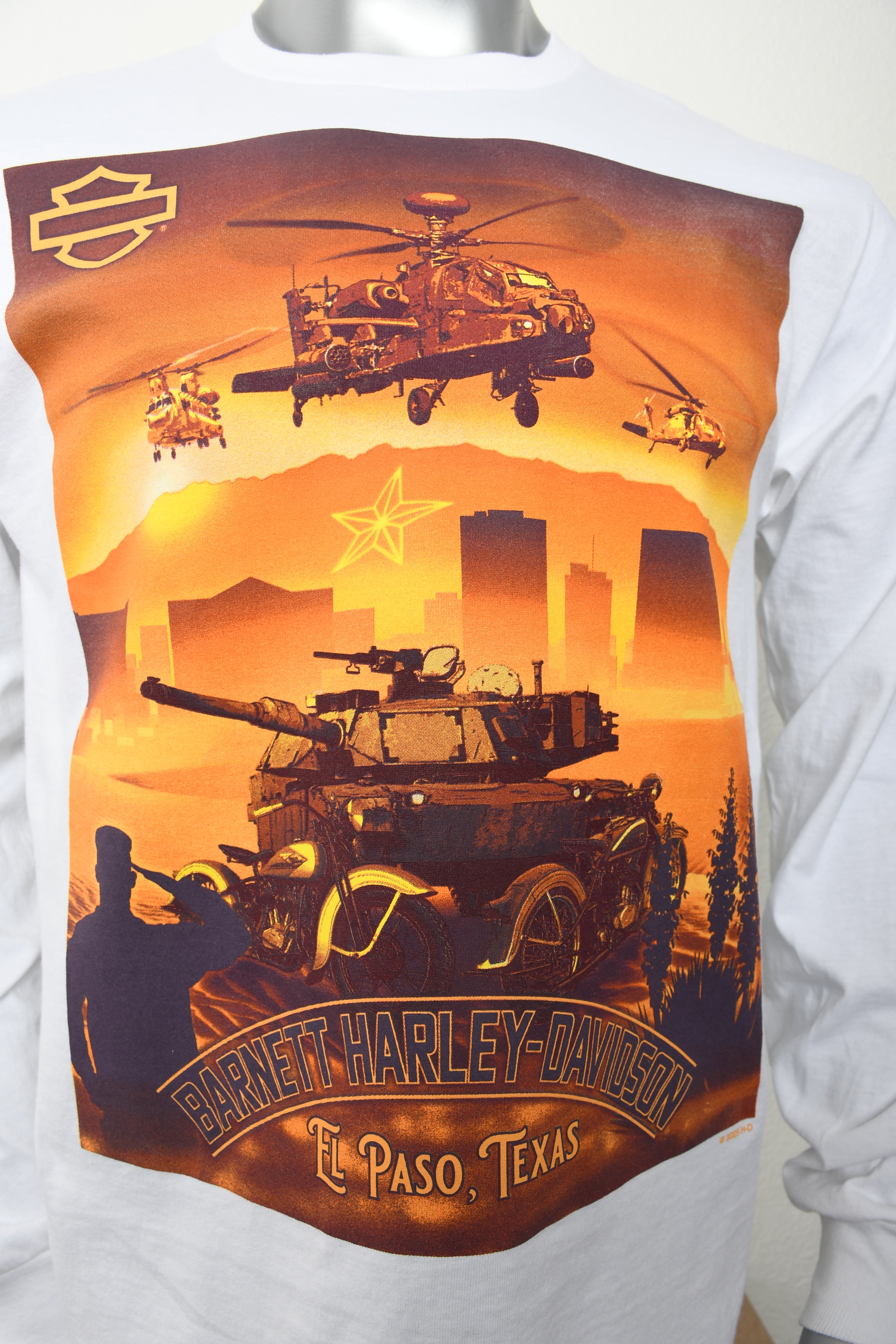 Licensed Product BARNETT MILITARY L/S WHITE Secondary image