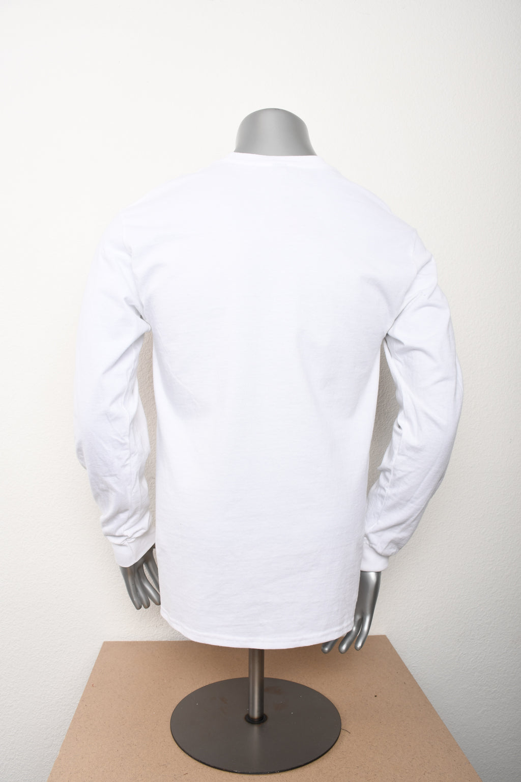 Licensed Product BARNETT MILITARY L/S WHITE
