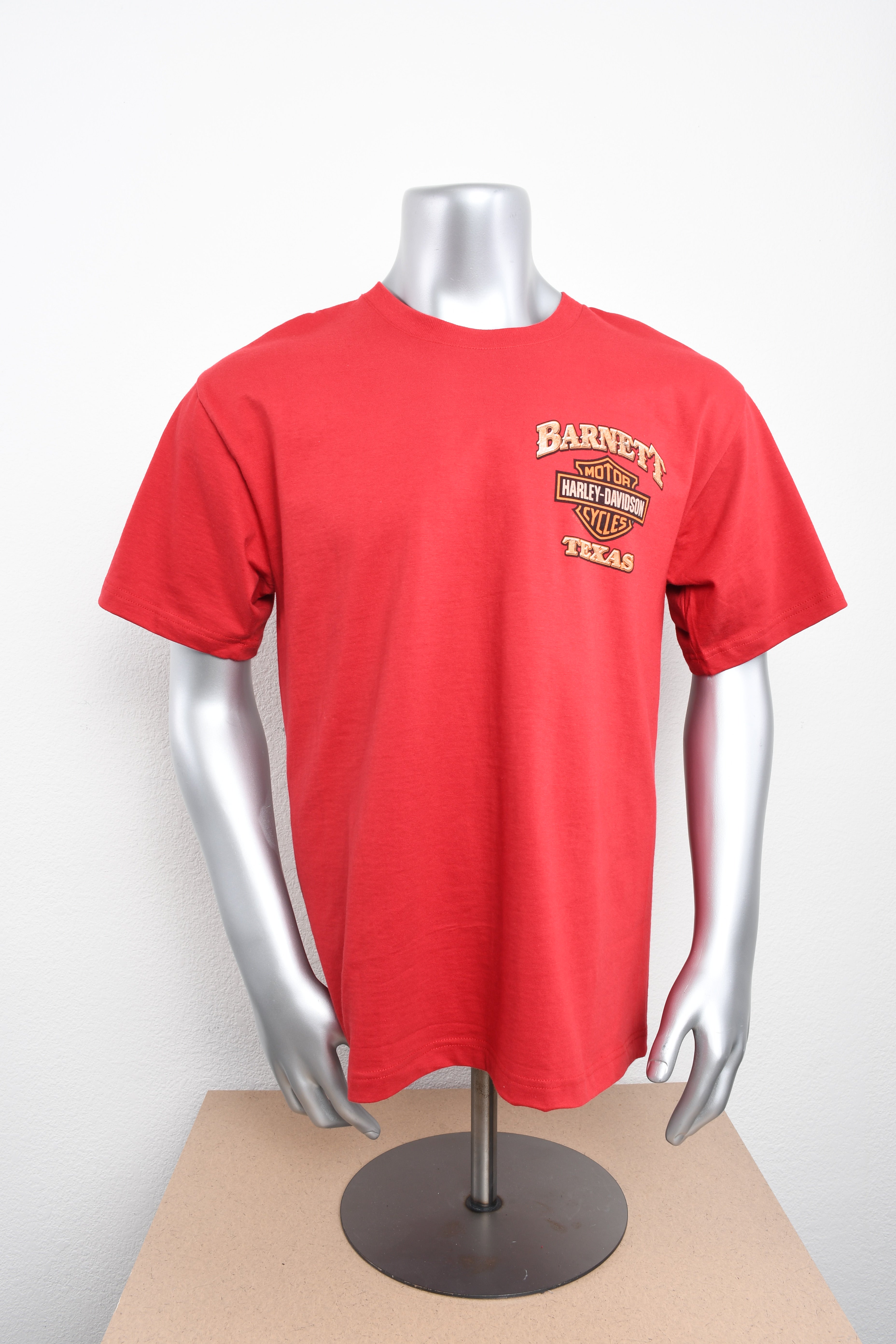 Licensed Product MENS MINI CREST FRONT MAMACITA RED S/S T-SHIRT Main image