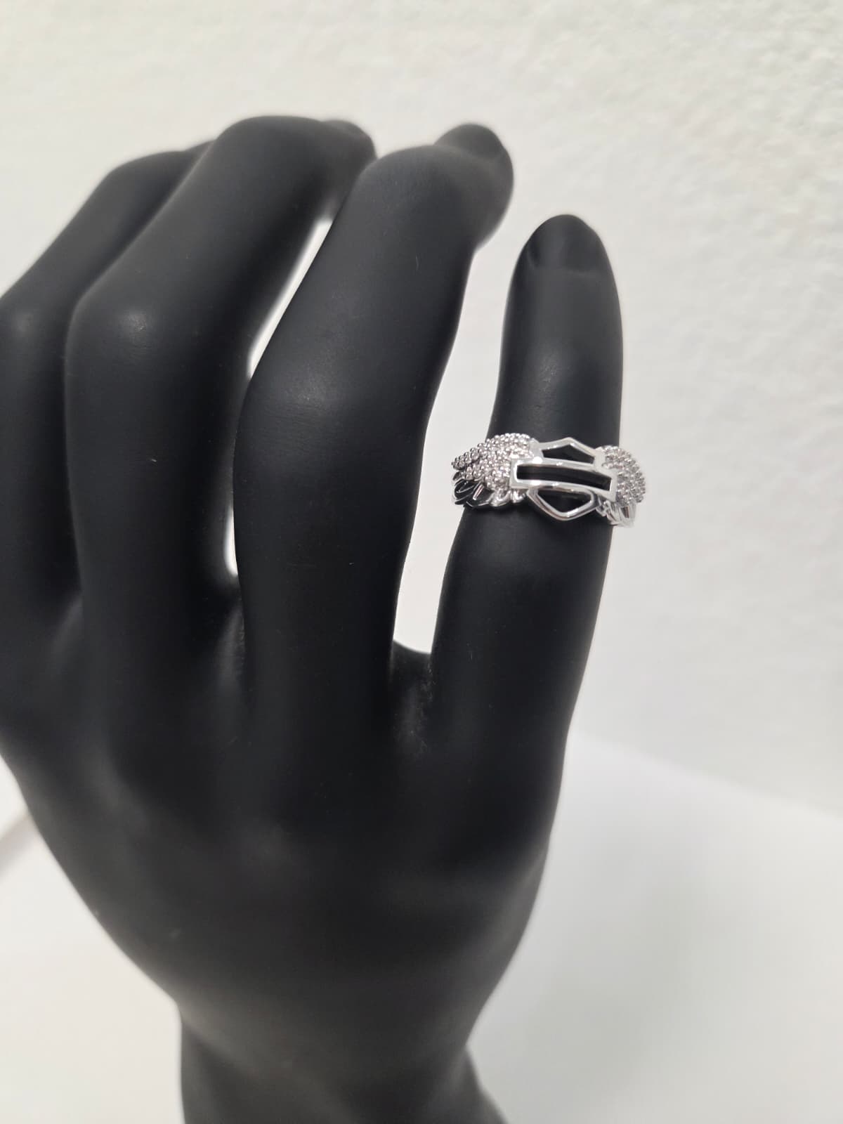 Licensed Product Womens .925 Silver Bling Wing B&S Band Ring