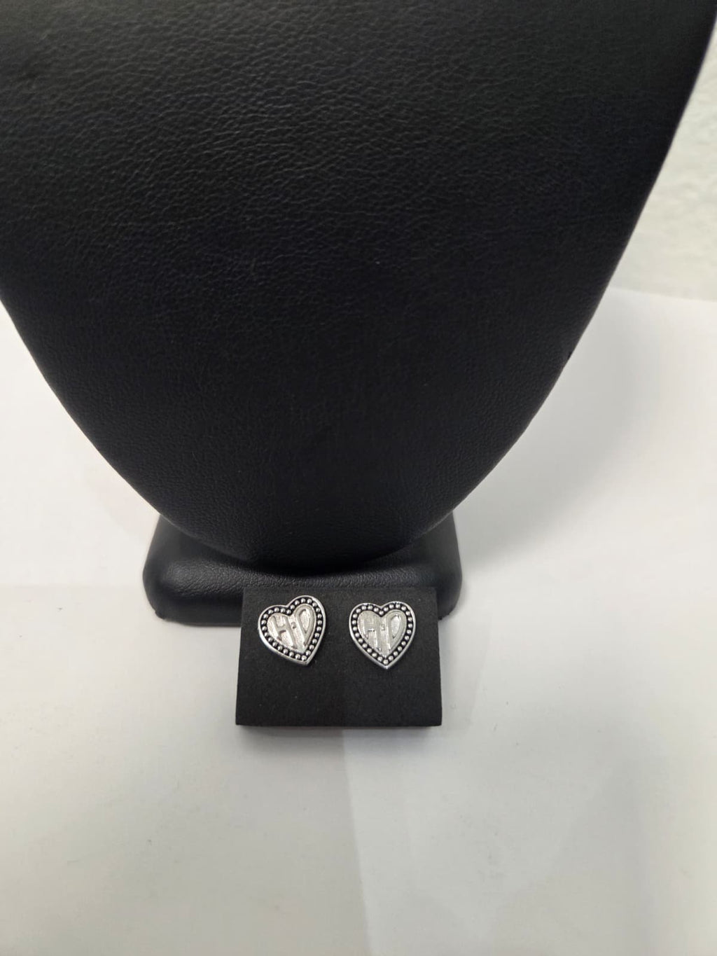 Licensed Product Womens .925 Silver Beaded Heart Necklace & Earring Gift Set - 18" Adjustable