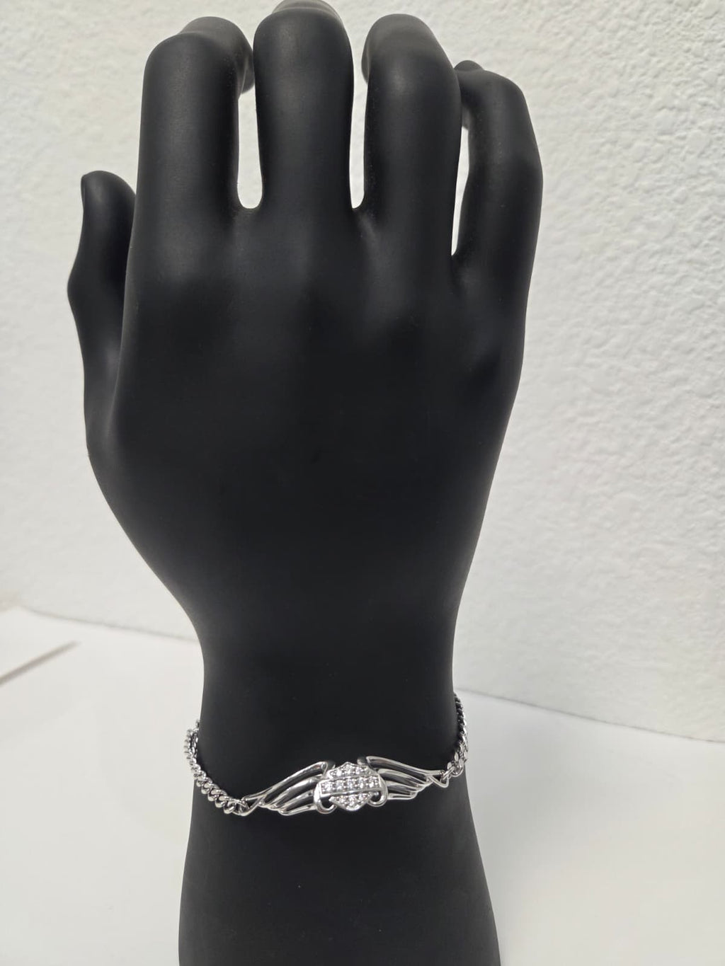 Licensed Product Womens .925 Silver Bling B&S with Pierced Wings Chain Bracelet