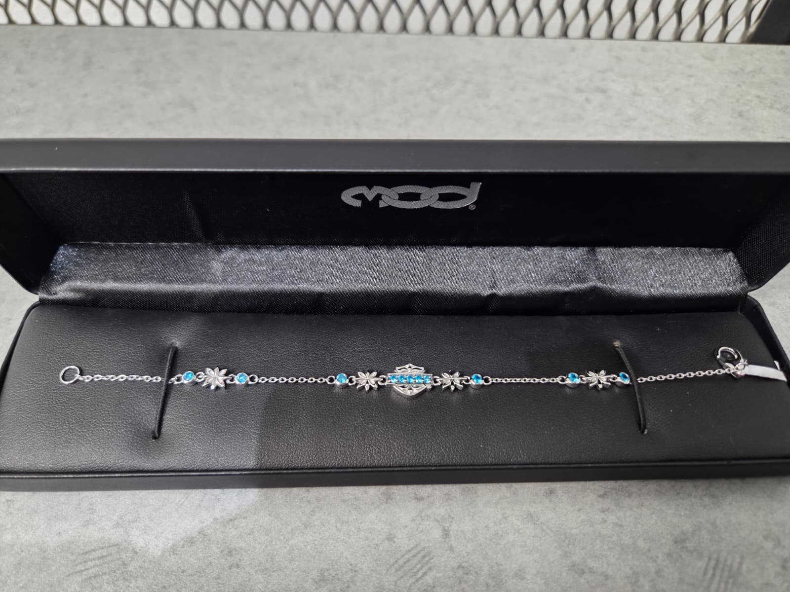 Licensed Product Womens .925 Silver Floral Filigree with Blue Stones Bracelet Main image